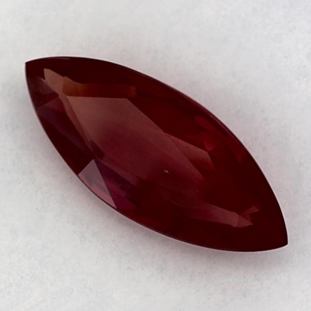 Taille Marquise 2.01 Ct Ruby Marquise Loose Gemstone en vente