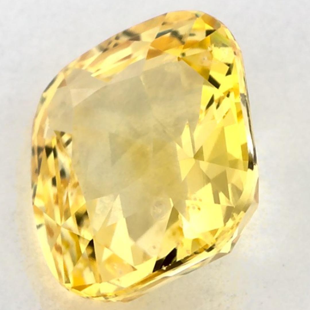 2.01 Karat Gelber Saphir Cushion Lose Edelstein Damen im Angebot