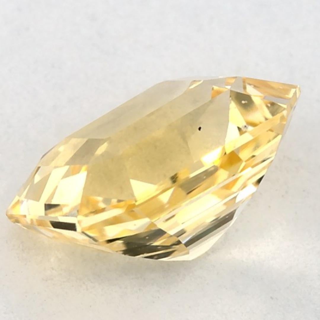 2.01 Ct Yellow Sapphire Octagon Loose Gemstone (pierre précieuse en vrac) en vente 3