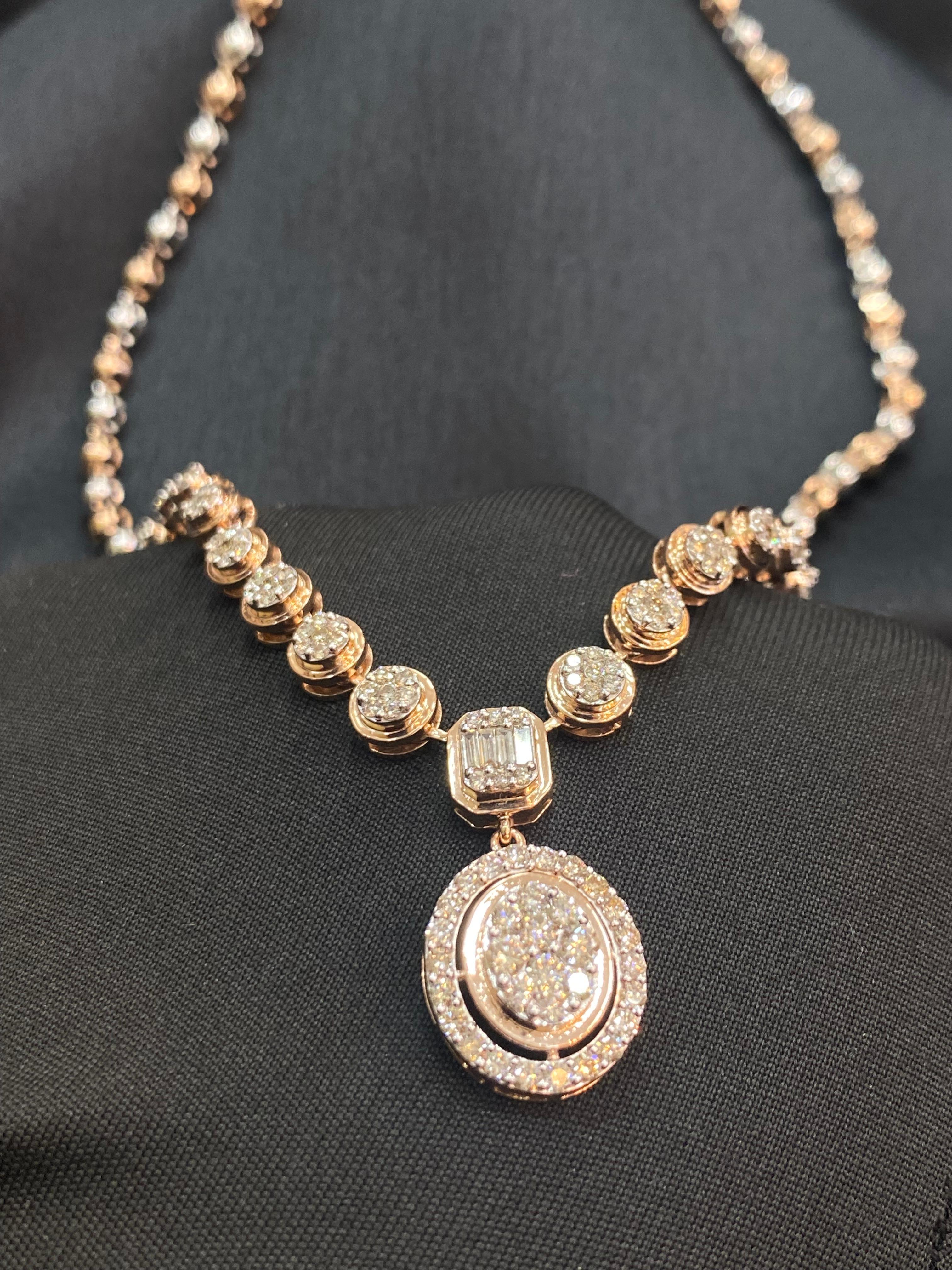 Taille ronde 2.01 Cts F/VS1 Round Baguette Natural Diamonds Necklace Authentic 14K Rose Gold en vente