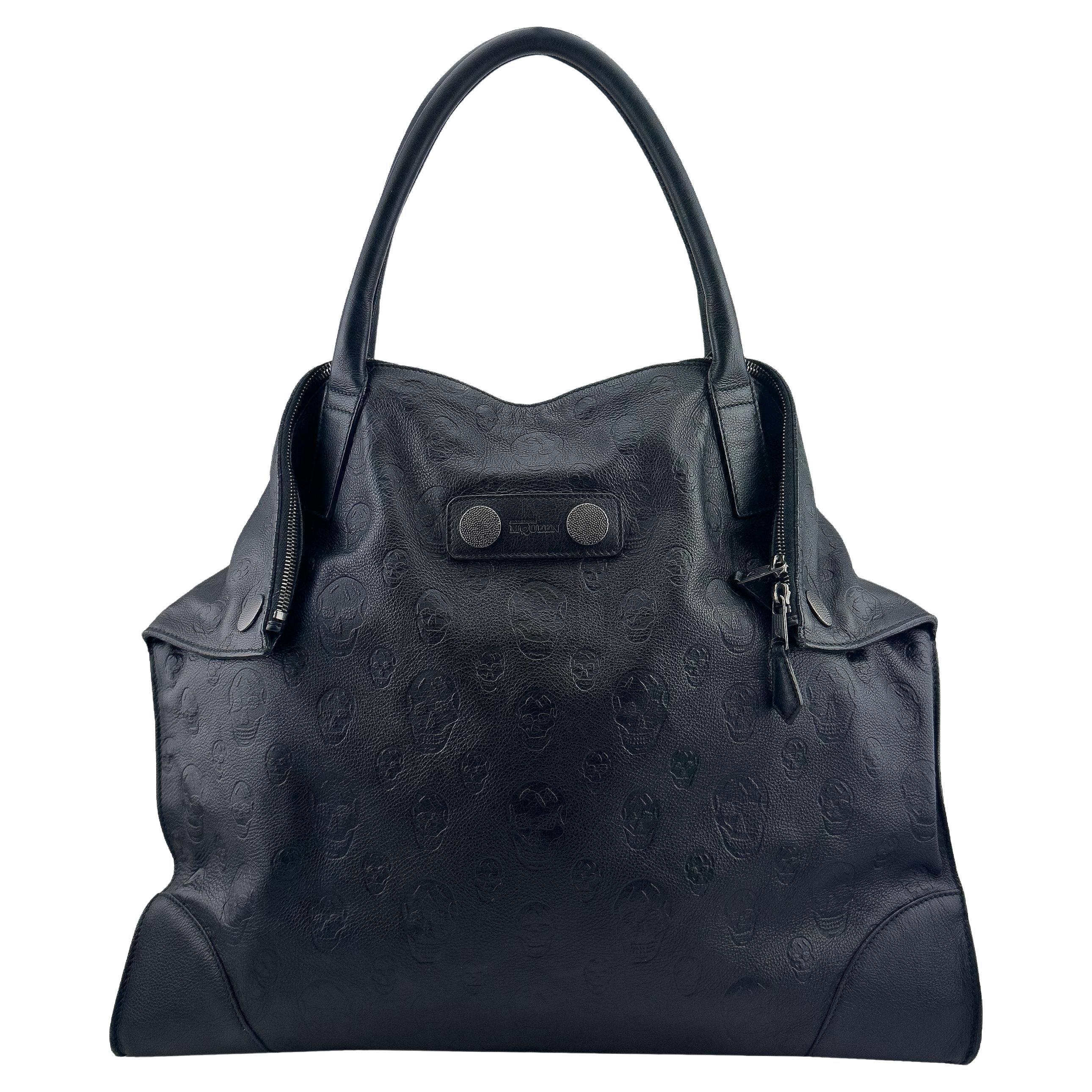 2010 Alexander McQueen Black Leather Skull Embossed De Manta Tote Bag