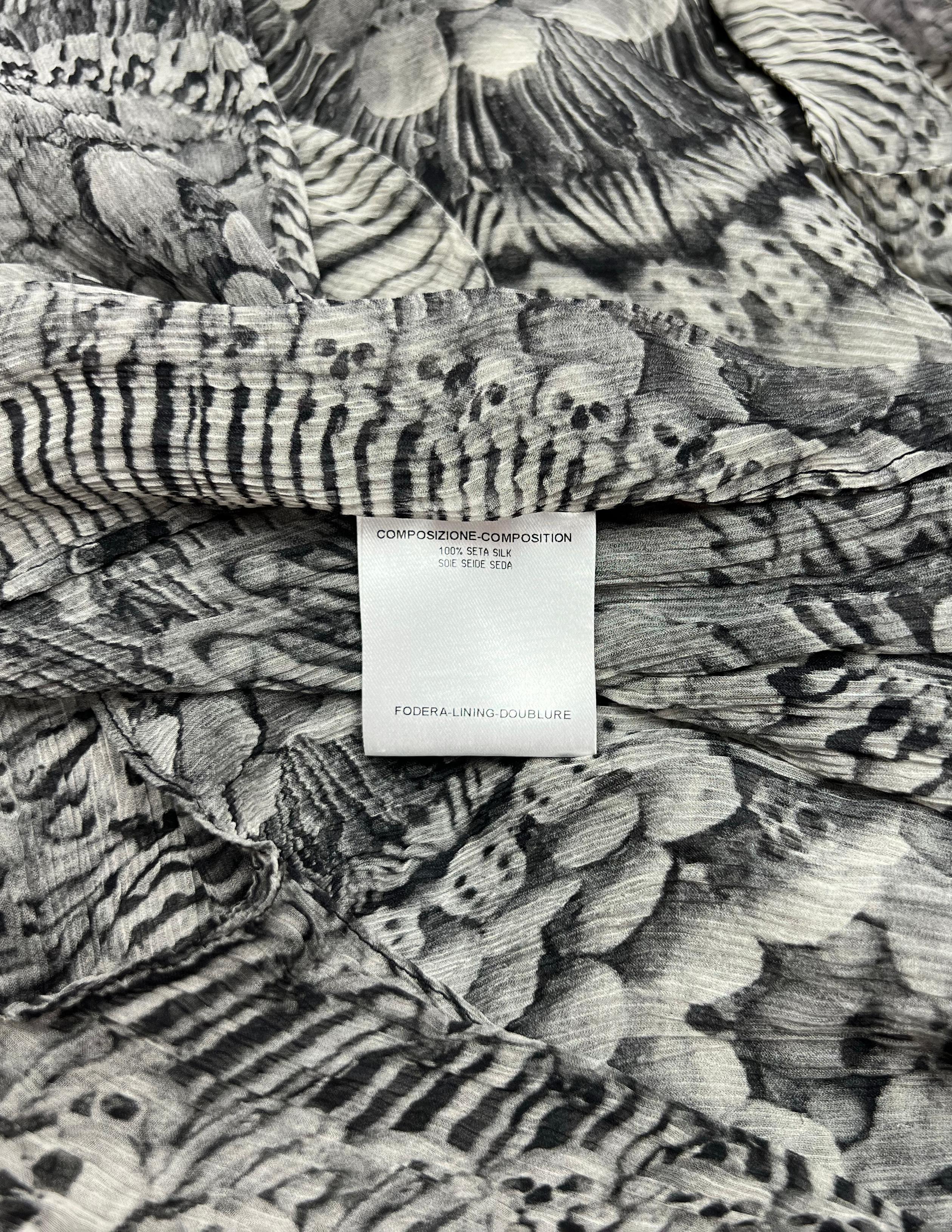 2010 Alexander McQueen Catacombs Skull-Printed Silk Tunic with Attached Scarf For Sale 6