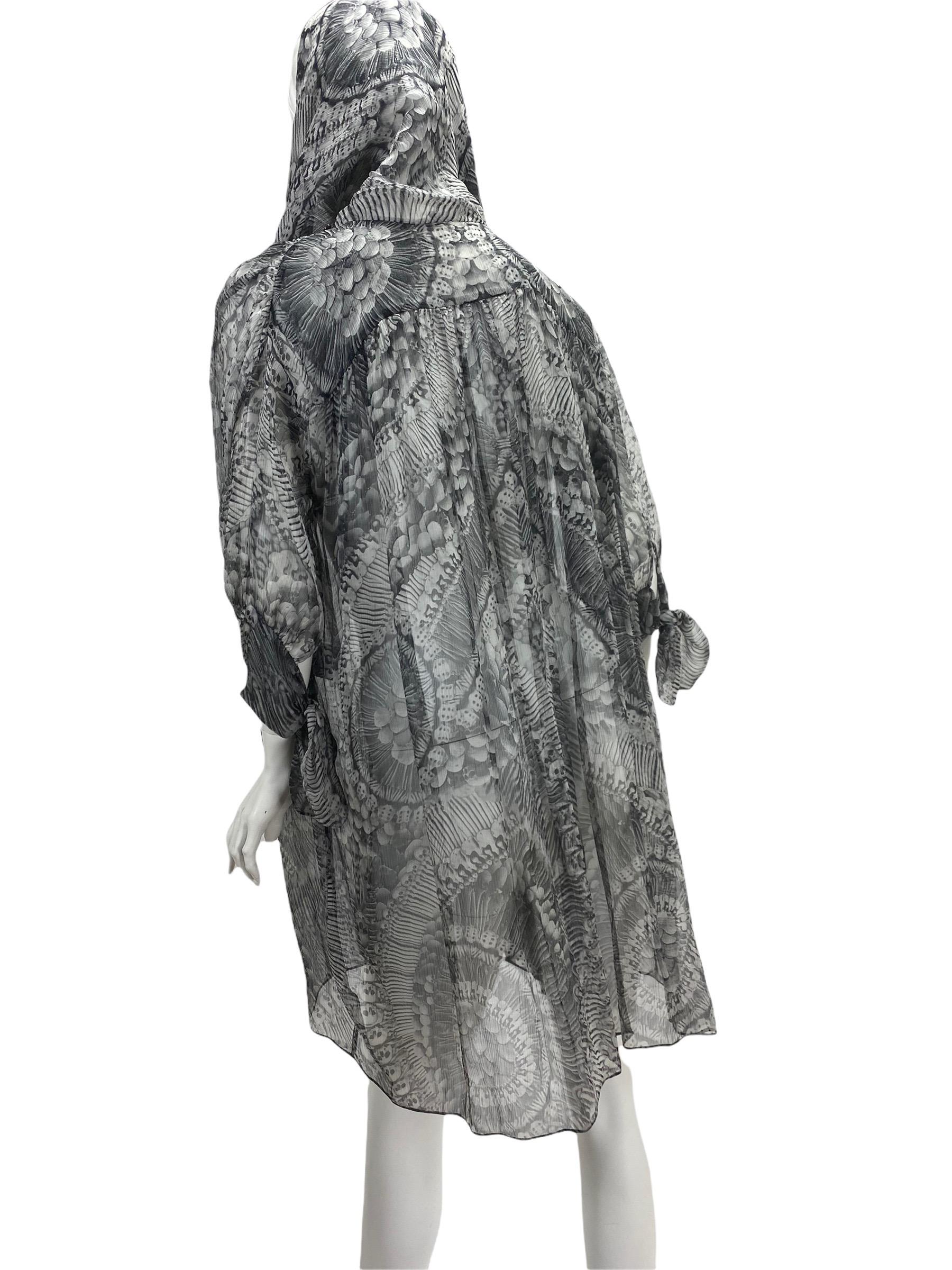 Women's 2010 Alexander McQueen Scull Print Silk Top with Scarf For Sale