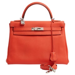2010 Capucine Kelly II model 32 togo leather coral pristine