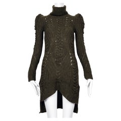 Abito-maglione CELINE del 2010 firmato PHOEBE PHILO, in lana e cashmere a trecce, verde muschio