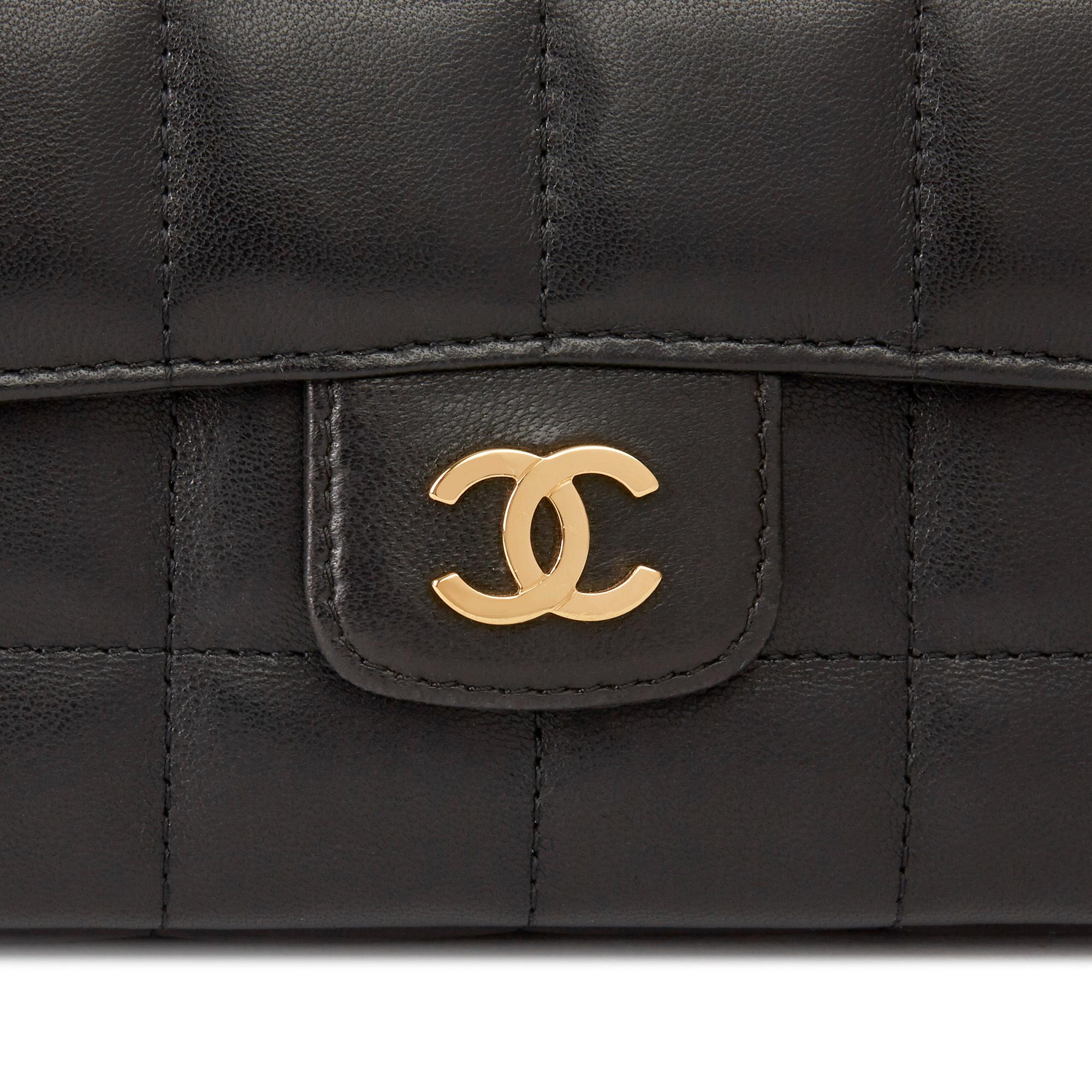 Women's 2010 Chanel Black Chocolate Bar Quilted Lambskin Mini Flap Bag 