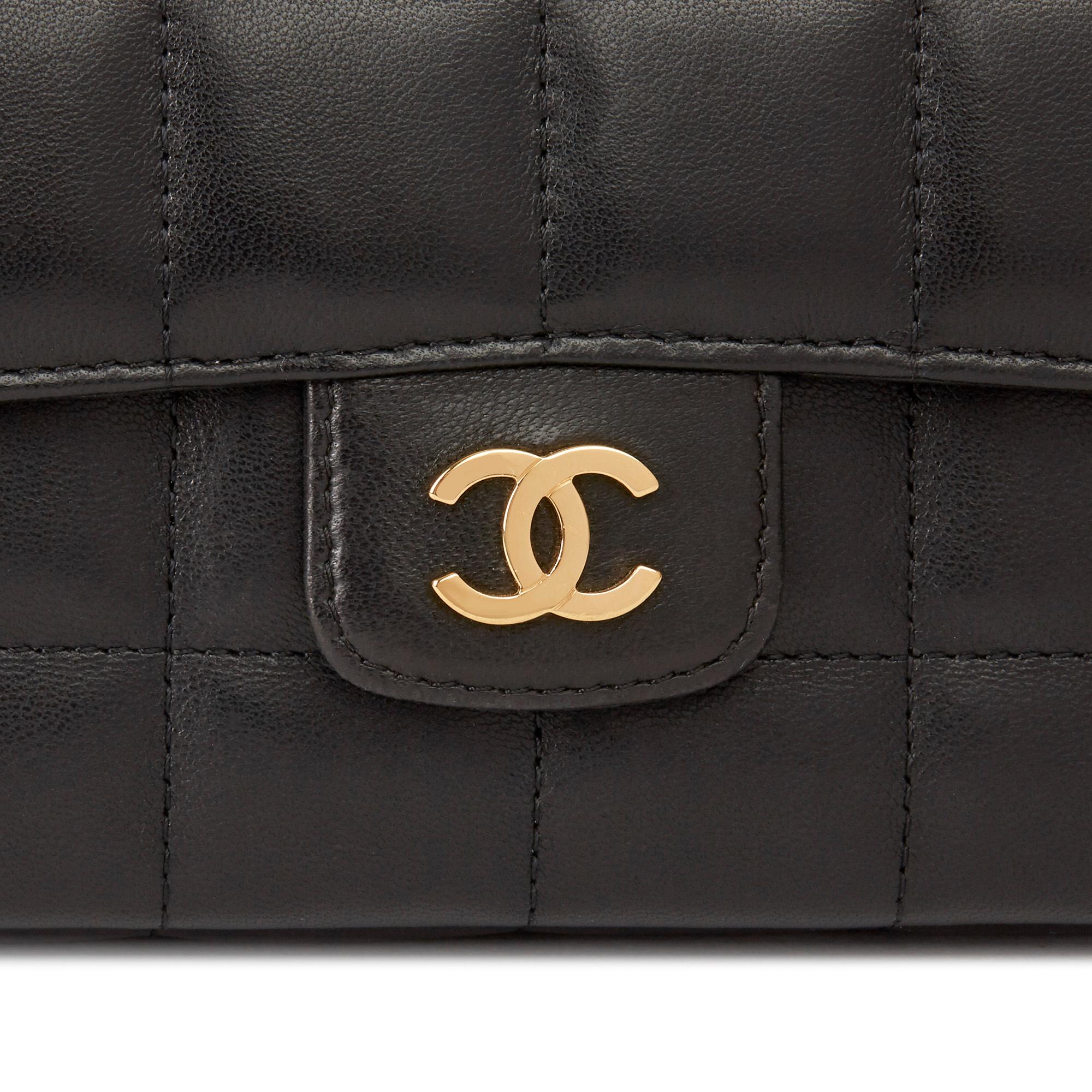 Women's 2010 Chanel Black Chocolate Bar Quilted Lambskin Mini Flap Bag
