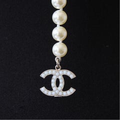 2010 Chanel Pearls Long Necklace