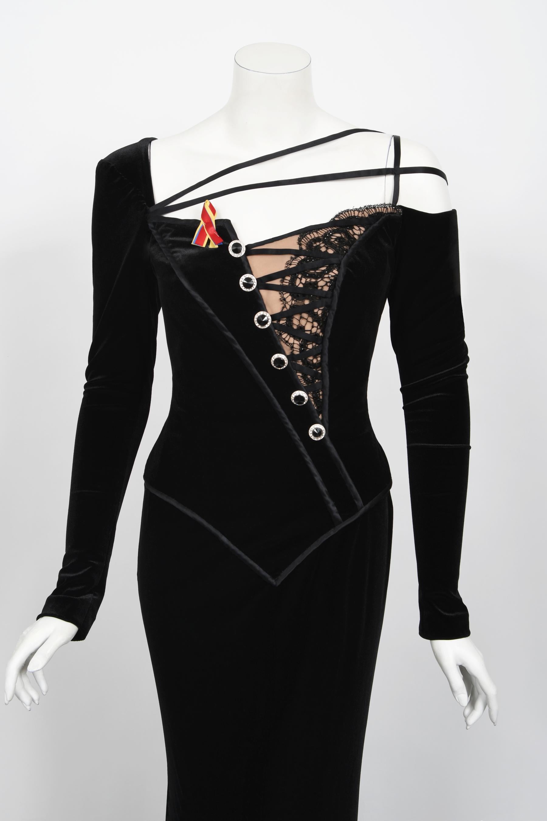 Women's 2010 Cher Custom Bob Mackie Couture Black Velvet Bias-Cut Golden Globes Gown