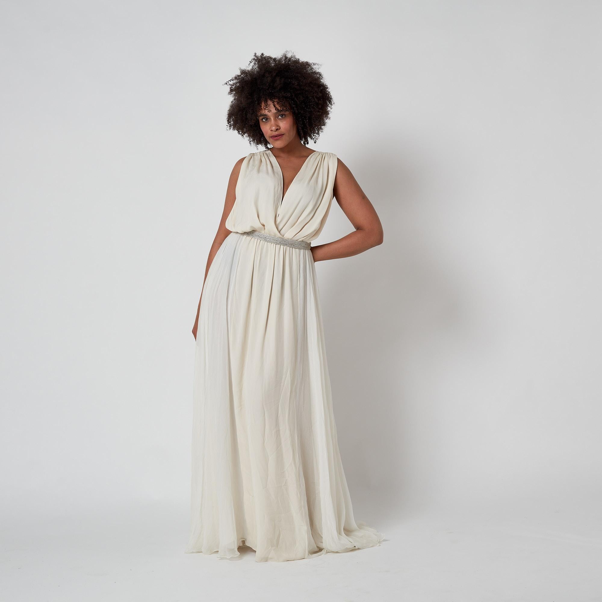 2010 Chloe Ecru Silk Chiffon Maxi-Dress with Silver Rhinestone Detailing For Sale 3