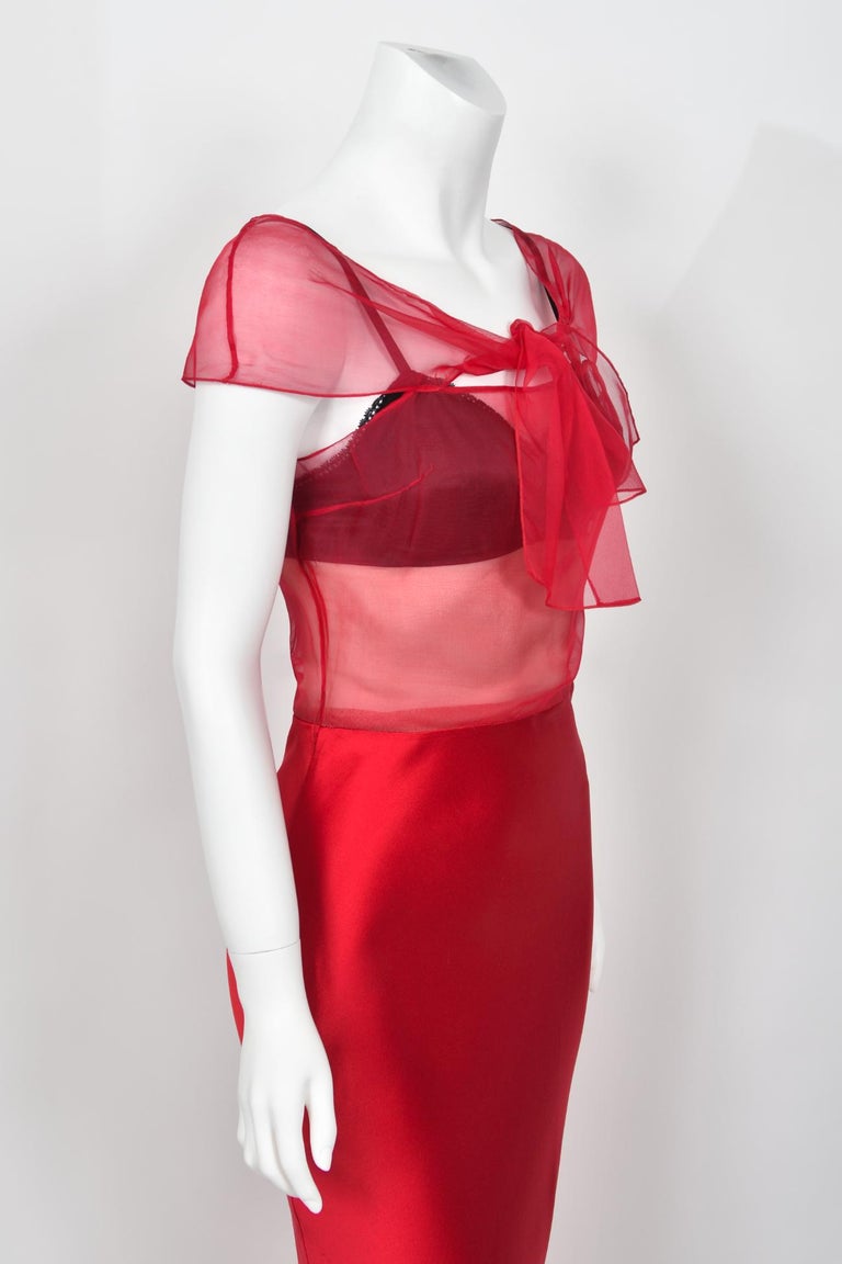 dior red tulle dress Christian Dior Red Ruffle-Fronted Tulle Gown with Heart Detailing UFO No More