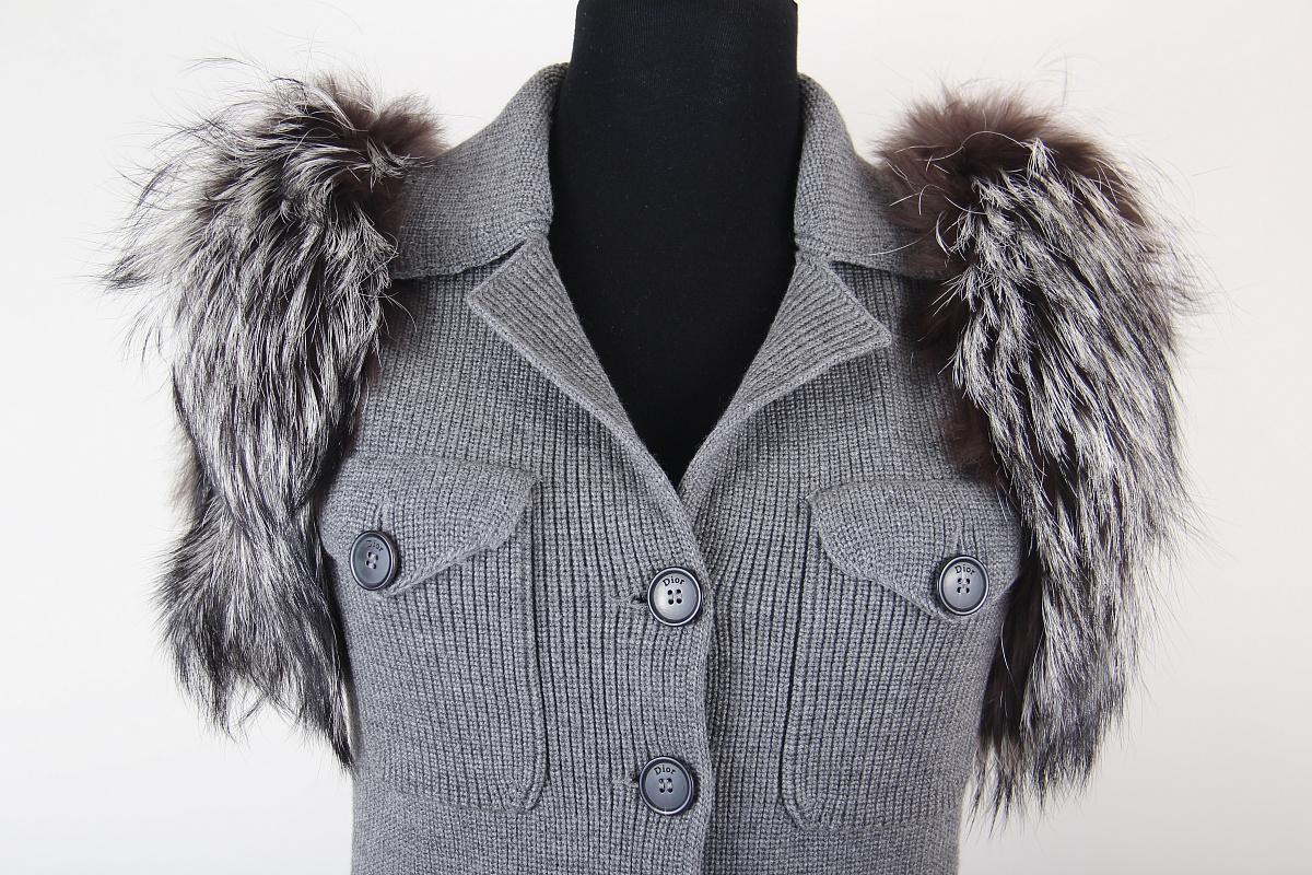 Gilet de fourrure Christian Dior 2010 en vente 2