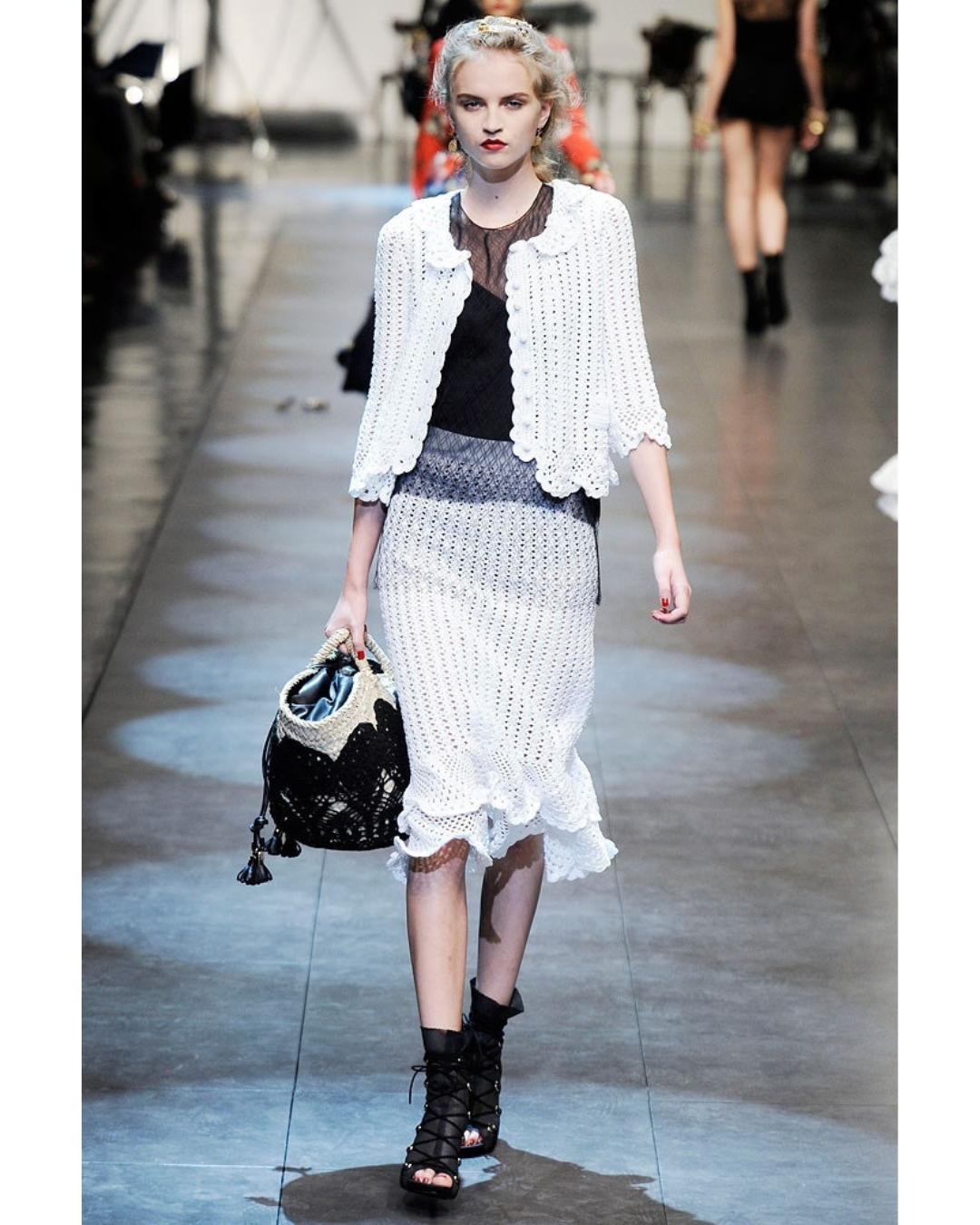 2010 Dolce and Gabbana Runway Documented White Crochet Knit Skirt For Sale 3