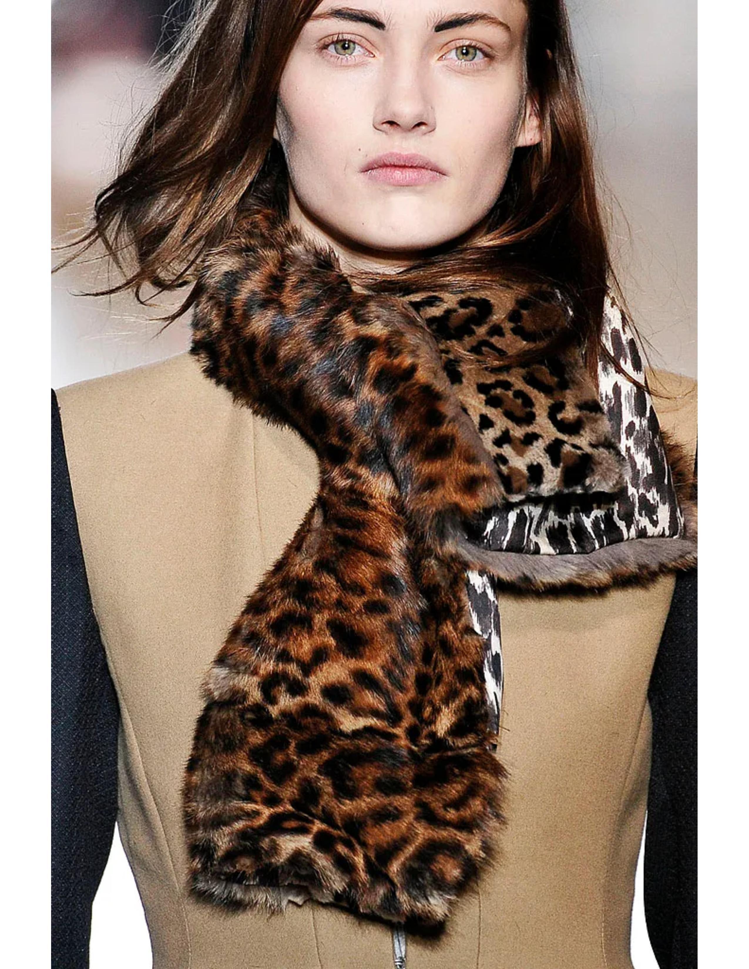 2010 DRIES VAN NOTEN leopard printed fur RUNWAY scarf For Sale 3