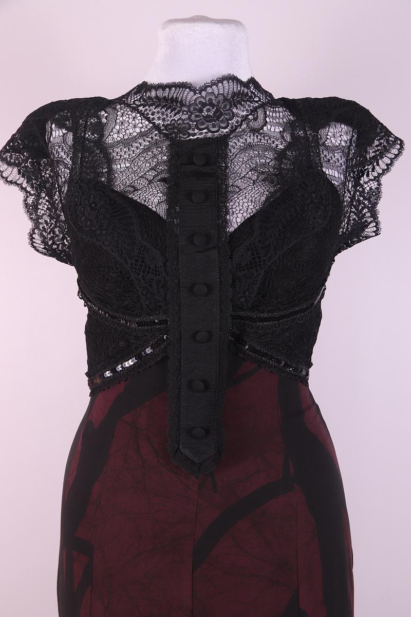 Robe de soirée du défilé de mode prêt-à-porter d'Elie Saab de l'automne 2010
mannequin 84,5 cm x 62 cm x 91 cm mannequin 33,35 in x 24,49 in x 35,79 in


taille 38

excellent état

contient du coton et de la soie




