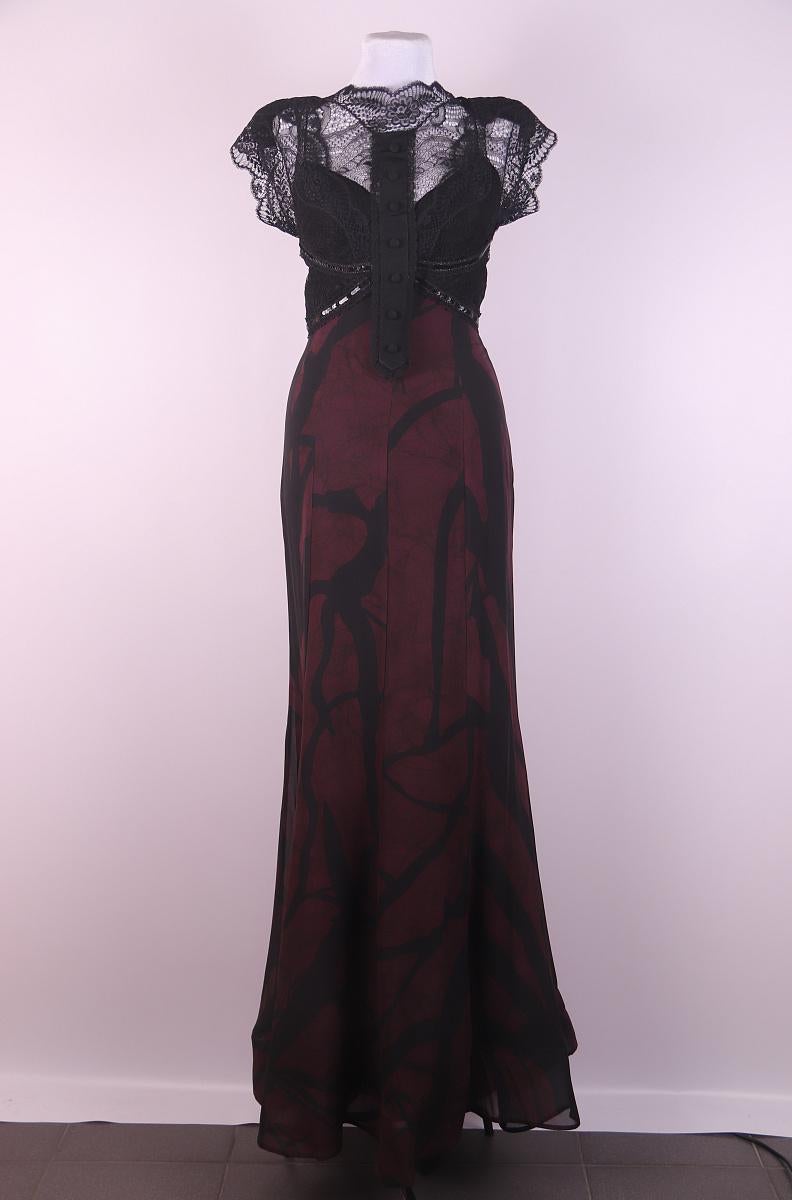 Noir 2010 Elie Saab - Défilé de mode prêt-à-porter automne 2010 - Robe de soirée en vente