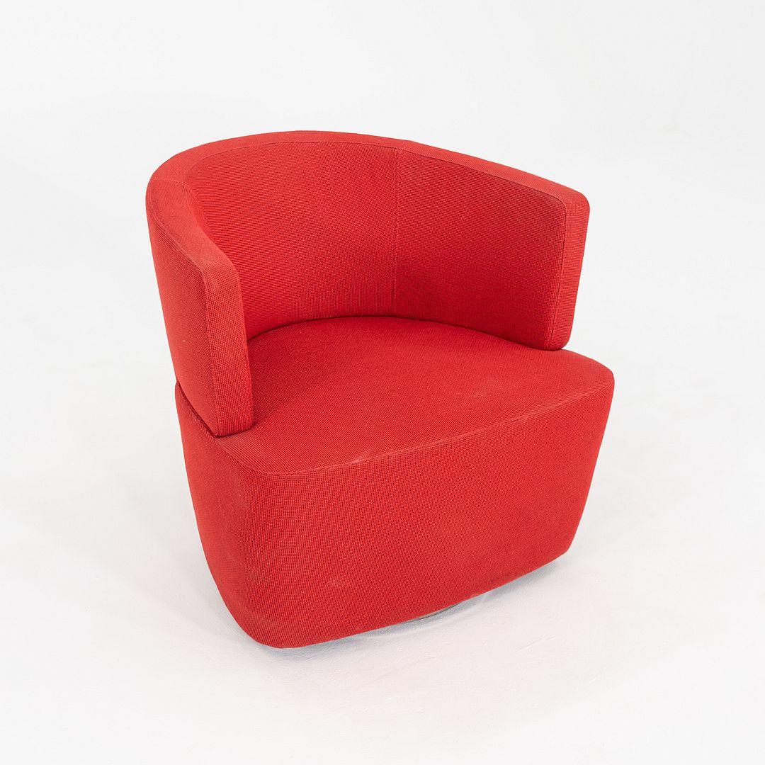 2010 EOOS für Coalesse / Walter Knoll Joel Dreh-Loungesessel mit rotem Stoff im Zustand „Gut“ im Angebot in Philadelphia, PA