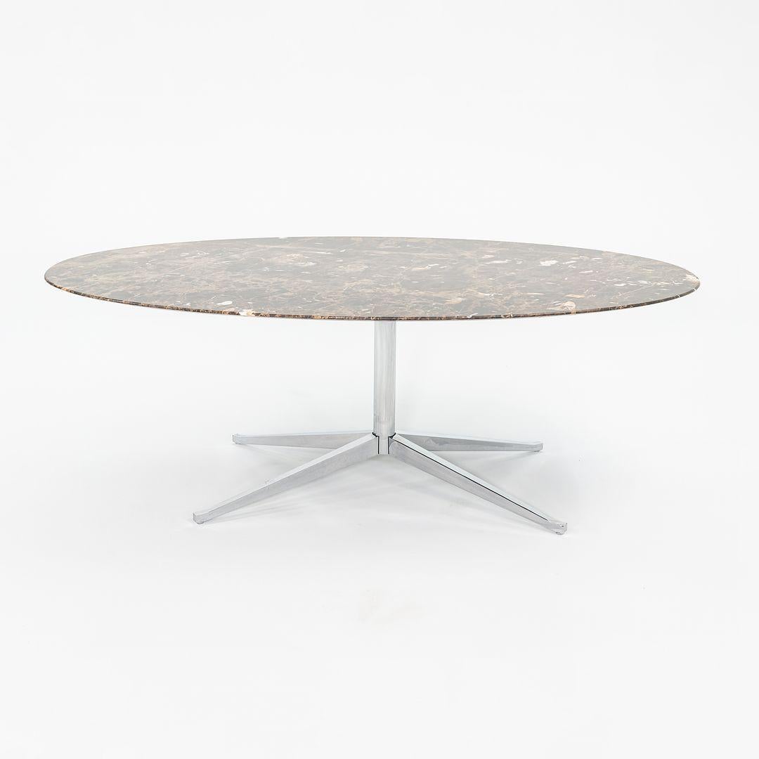 XXIe siècle et contemporain 2010 Florence Knoll Table de salle à manger / Bureau en marbre Emperador Brown 78 x 48 pouces en vente