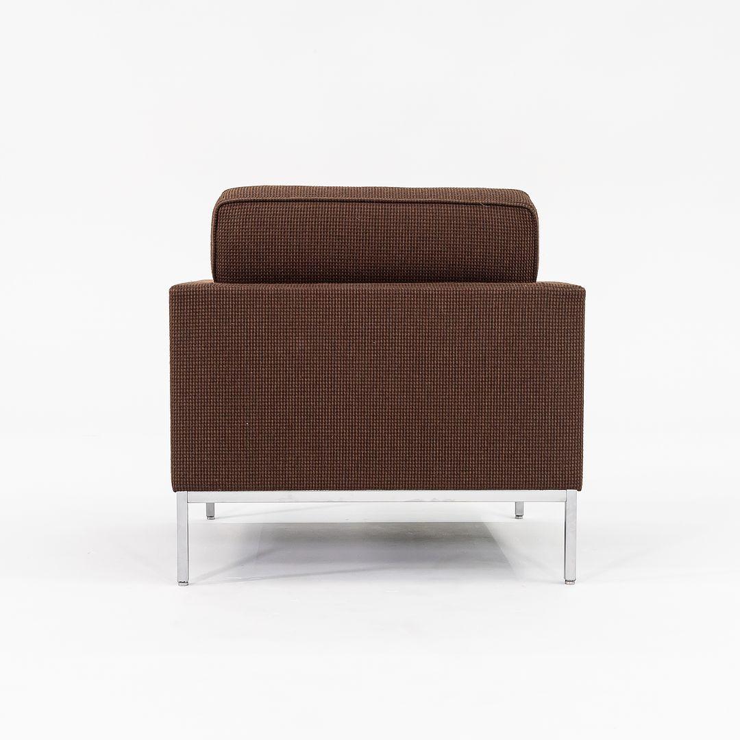 2010 Florence Knoll Lounge Chair in Brown Cato Fabric For Sale 3