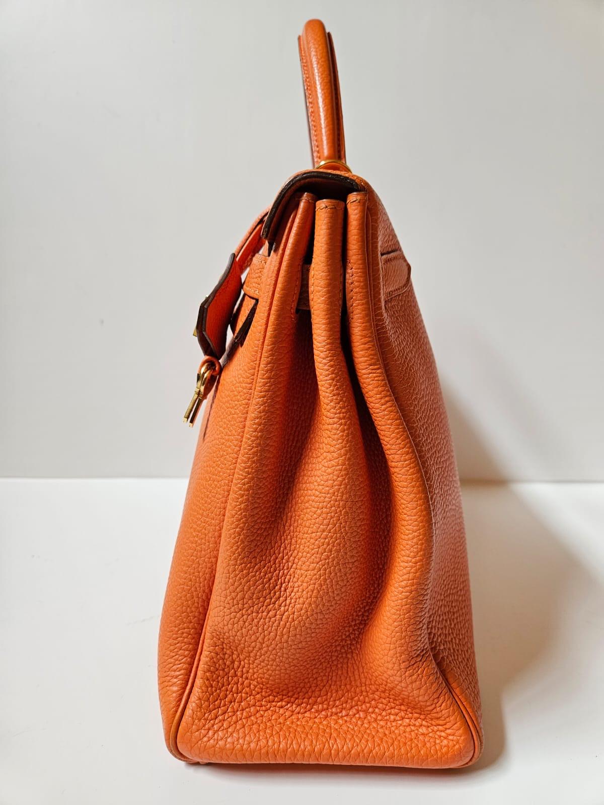 2010 Hermes Togo Orange Kelly 35 Bag 13