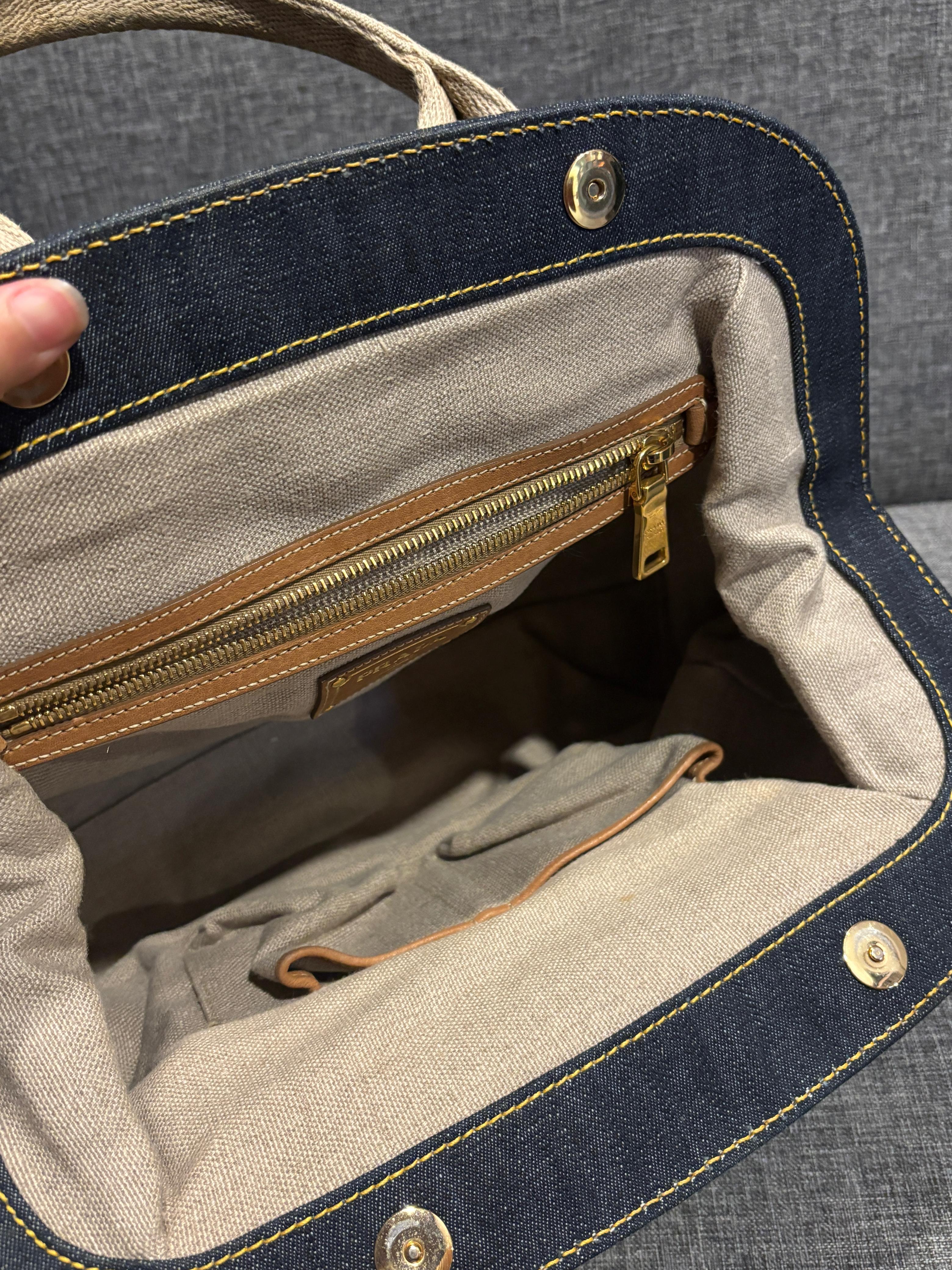 2010 Prada Bowler-Tasche aus blauem Denim im Angebot 11