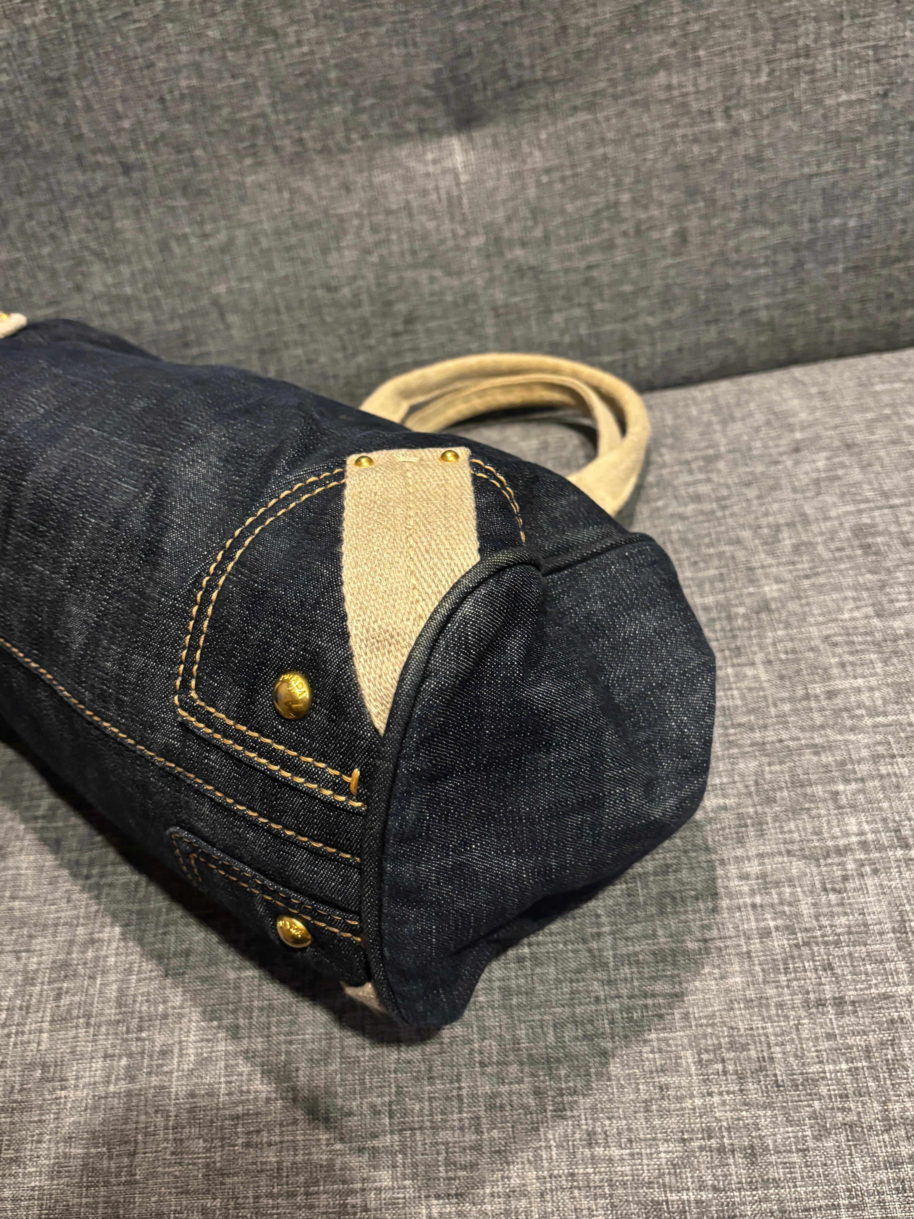2010 Prada Bowler-Tasche aus blauem Denim (Schwarz) im Angebot