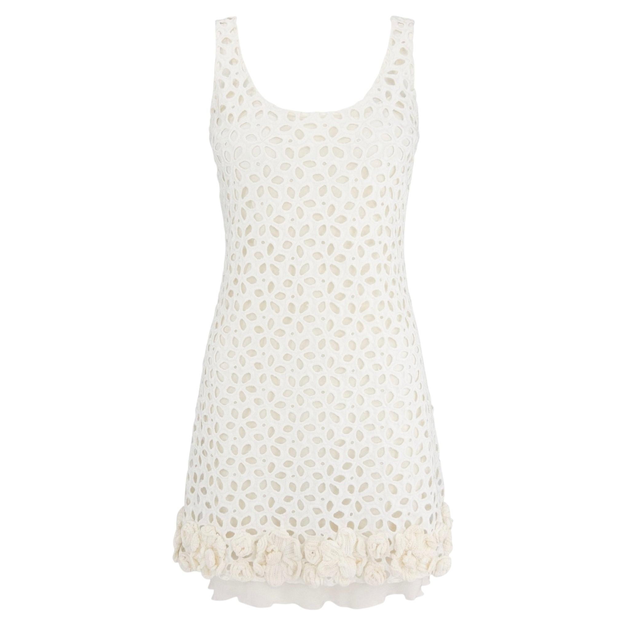 2010 Prada – Weißes Minikleid-Set mit 3D-Häkelblumenmuster in Broderie Anglaise