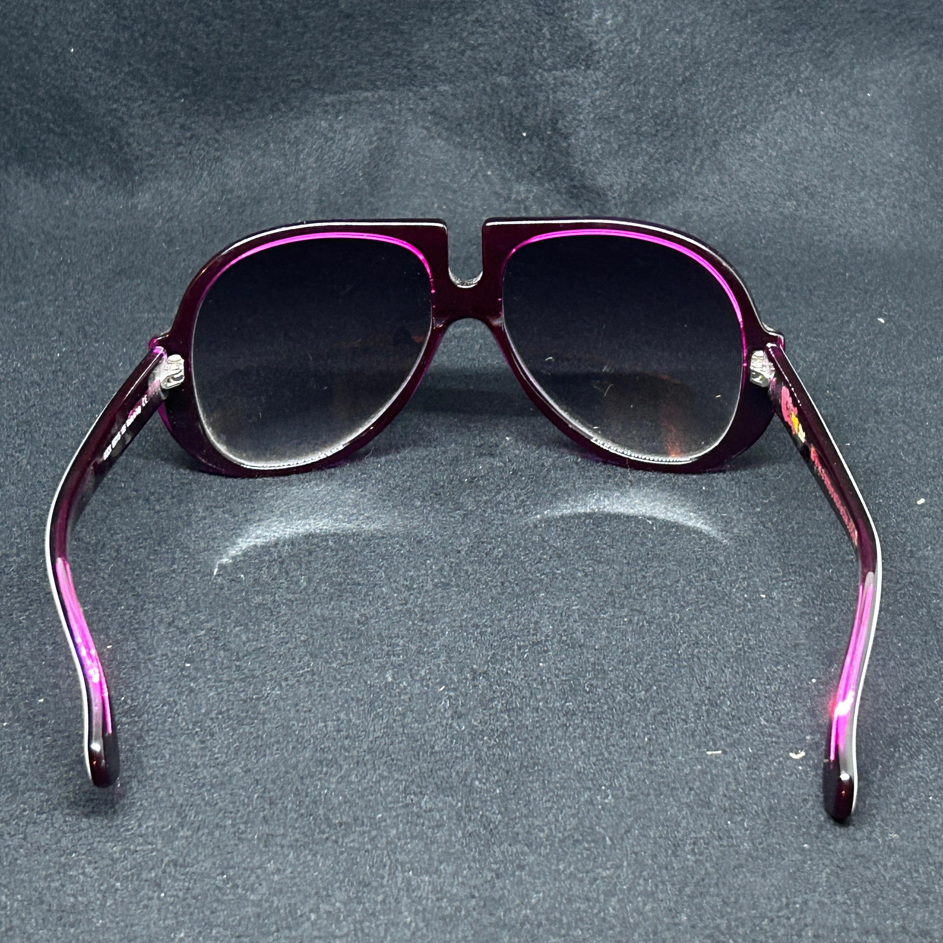Black 2010 Purple and White Italian Oversize Sunglasses by Patty Paillette Venice For Sale