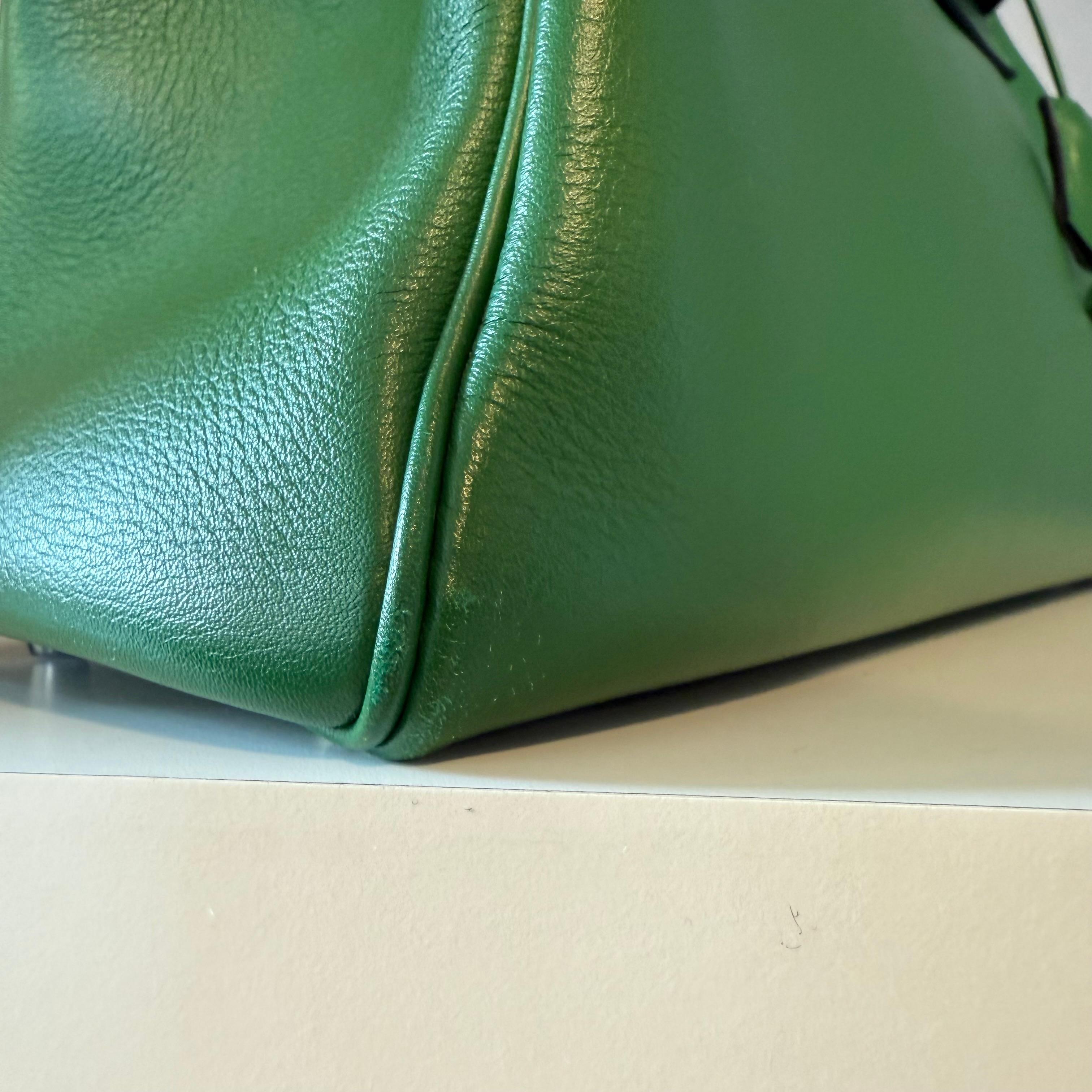 2010 Rara Hermès Kelly 32 Green PHW in vendita 5