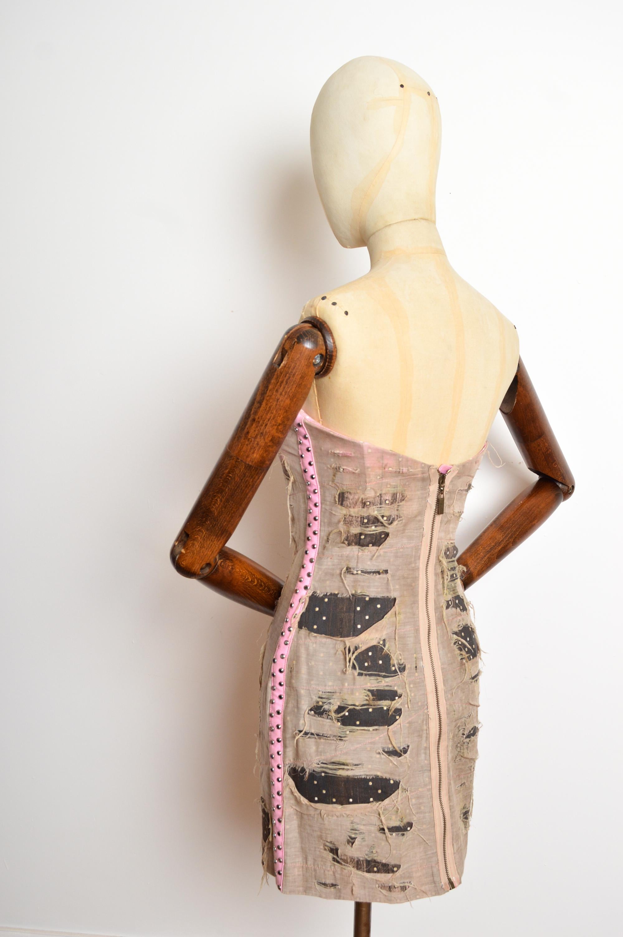 2010 Roberto Cavalli Bustier distressed strapless studded Pink mini dress im Angebot 5