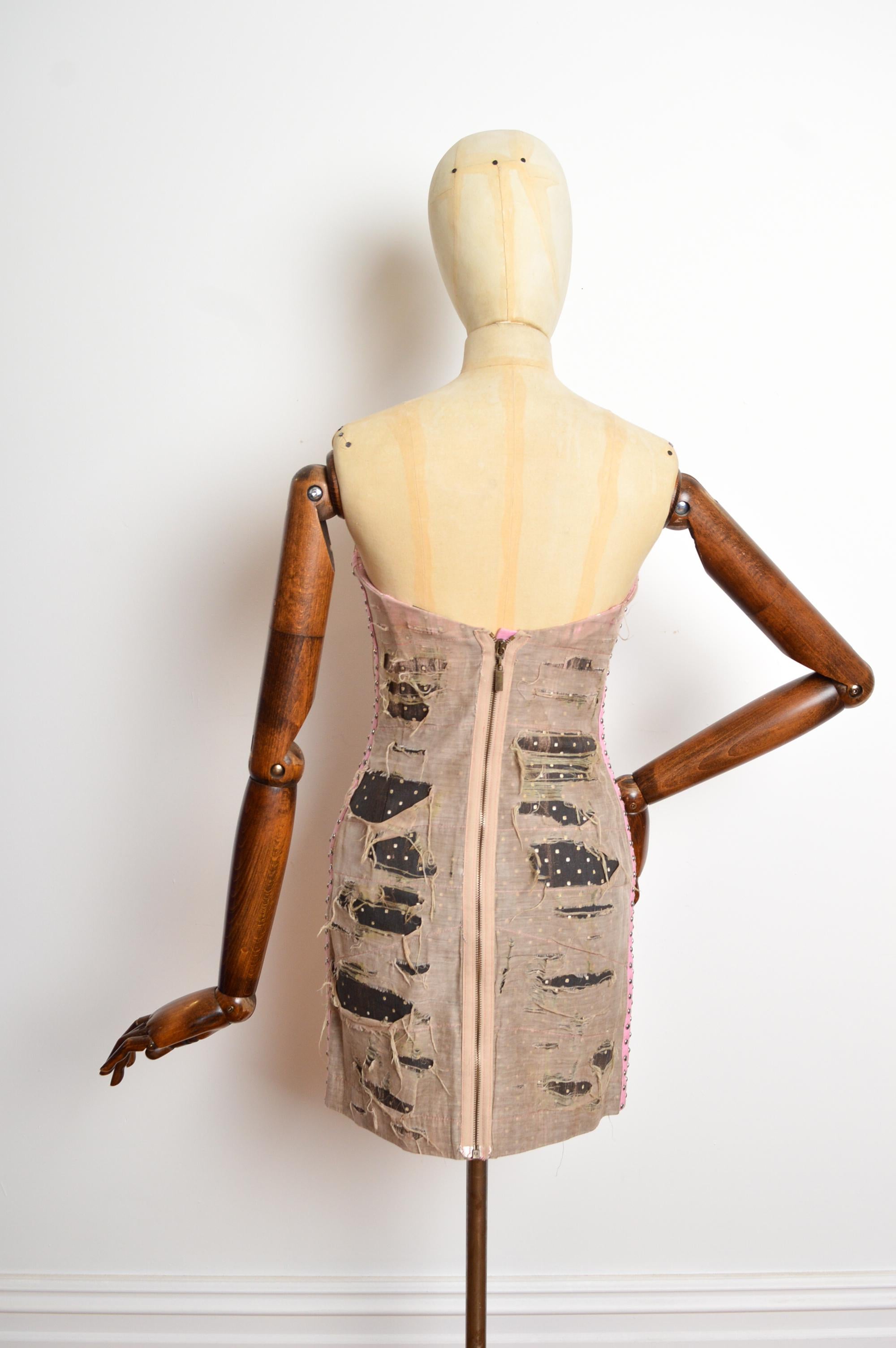 2010 Roberto Cavalli Bustier distressed strapless studded Pink mini dress im Angebot 4