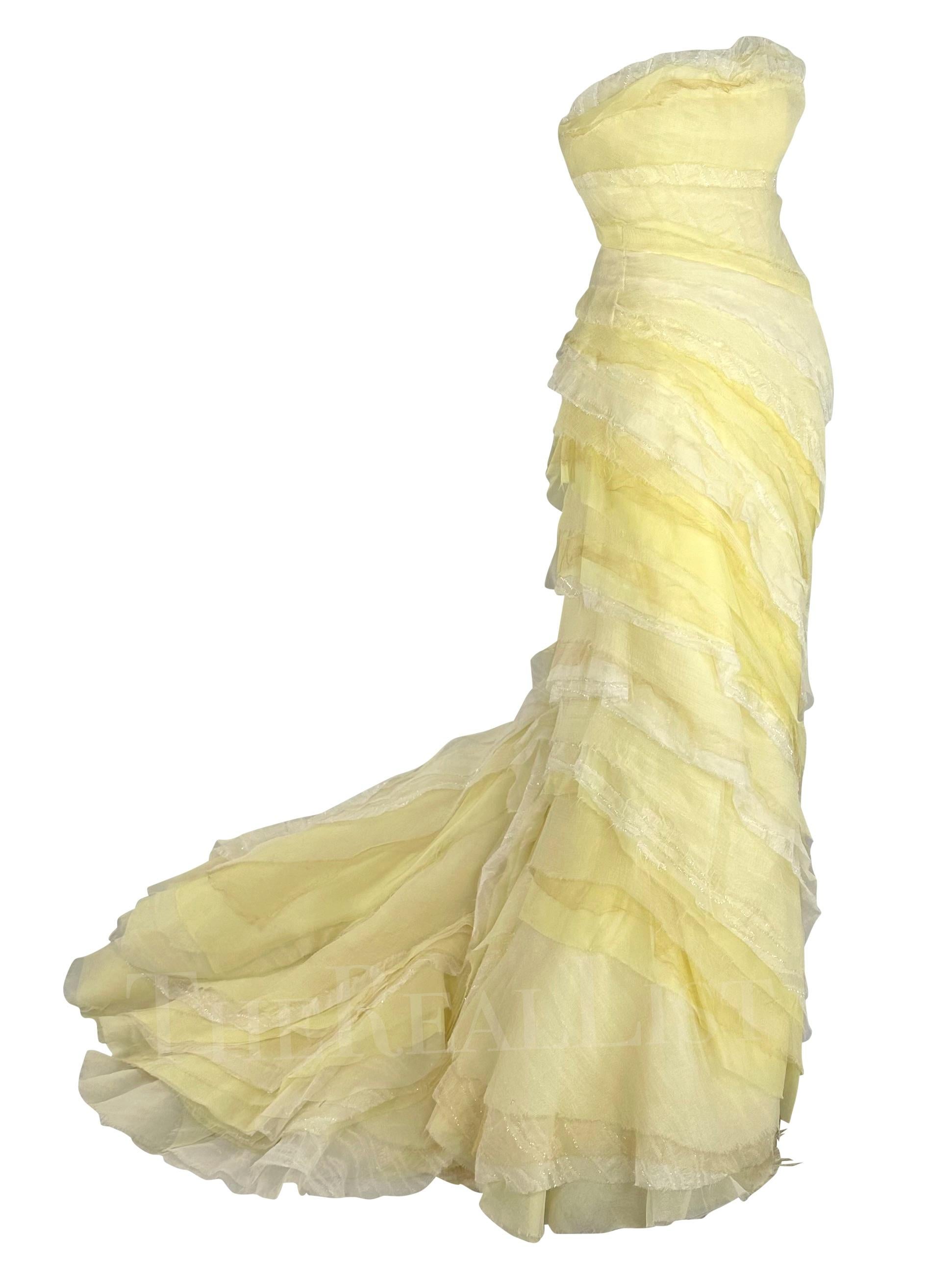 2010 Roberto Cavalli Custom Red Carpet Pastel Canary Yellow Tulle Gown Train In Good Condition For Sale In West Hollywood, CA