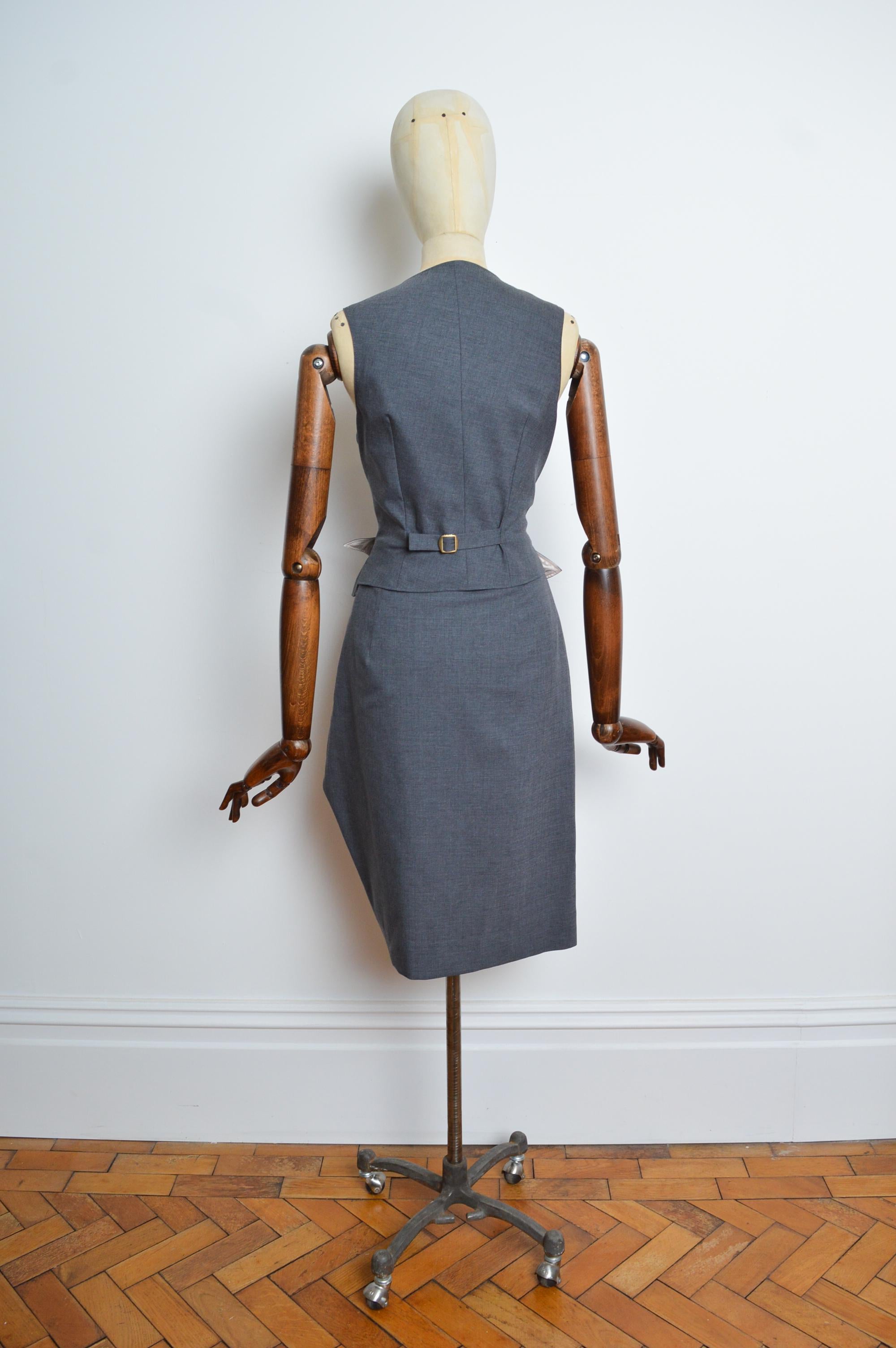 2010 Vivienne Westwood Charcoal grey corset waistcoat Top & Ruched skirt suit For Sale 7