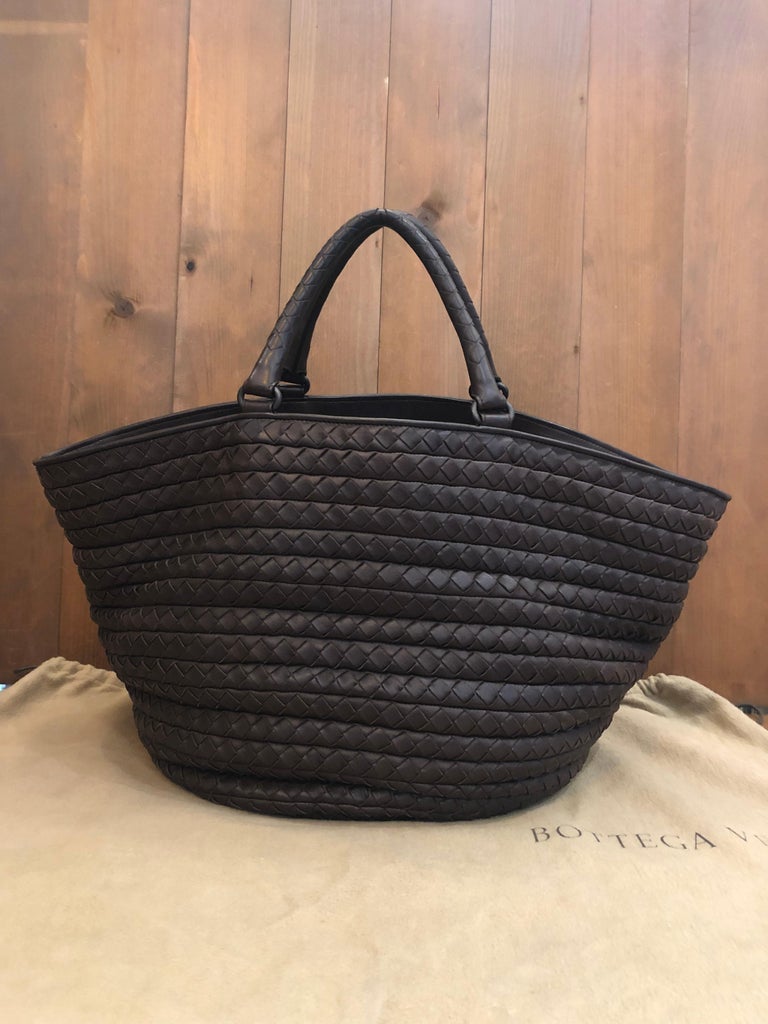 BOTTEGA Intrecciato Nappa Leather Basket Tote Bag Lambskin Brown