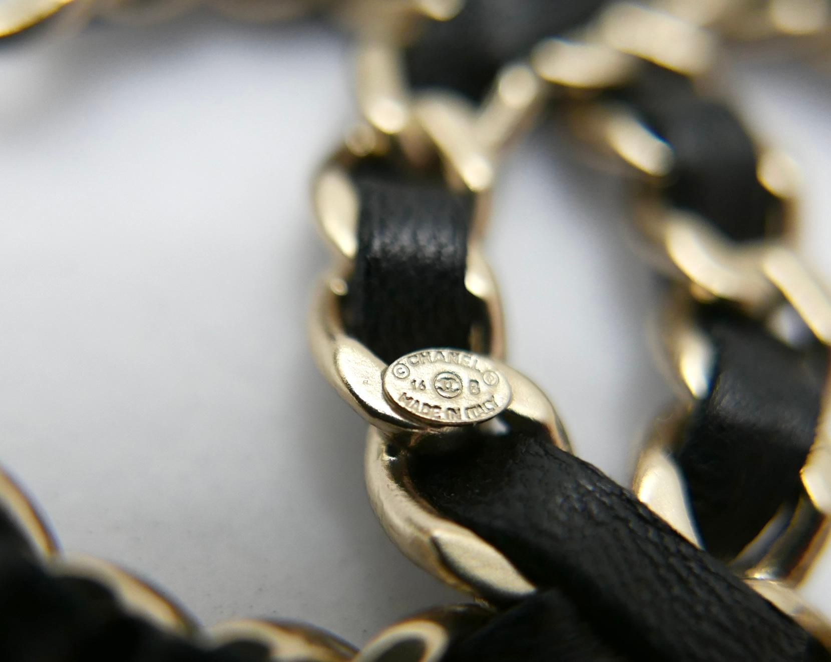 2010s CHANEL CC Leather Chain Brooch Silver Black For Sale 4