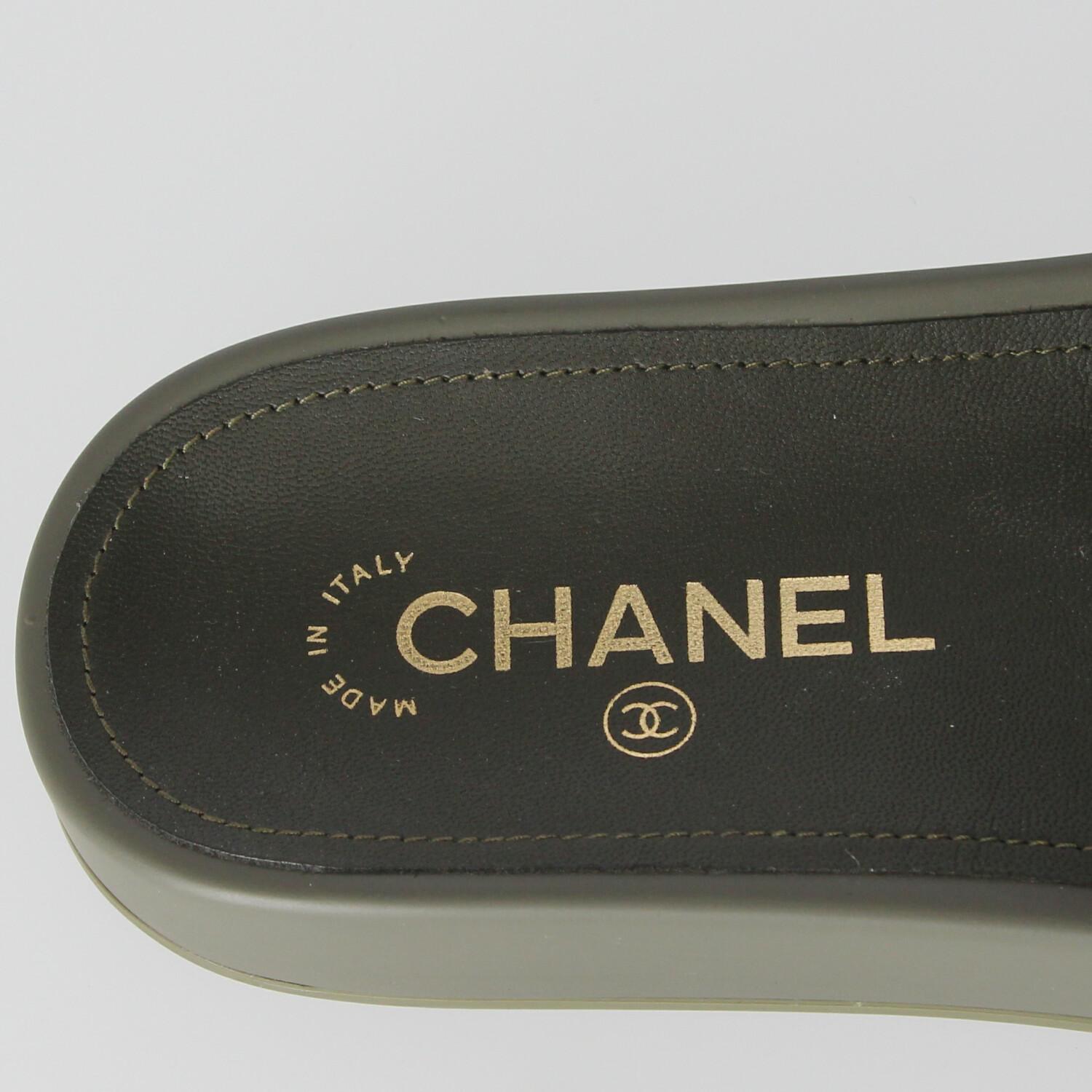 2010s Chanel khaki rubber chain slides 1
