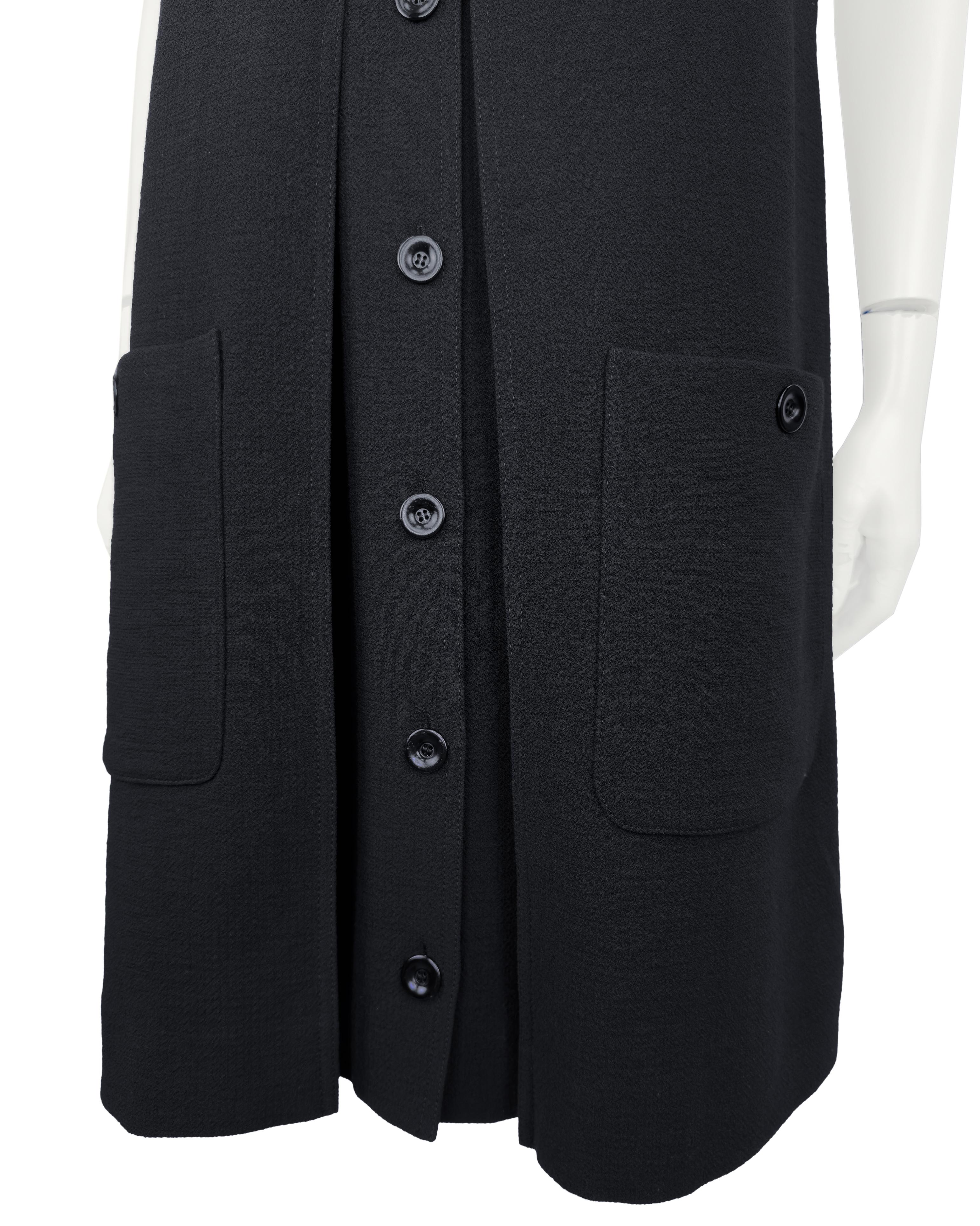 2010 - Chloe, chasuble en laine noire avec boutons sur le devant Bon état - En vente à Toronto, Ontario