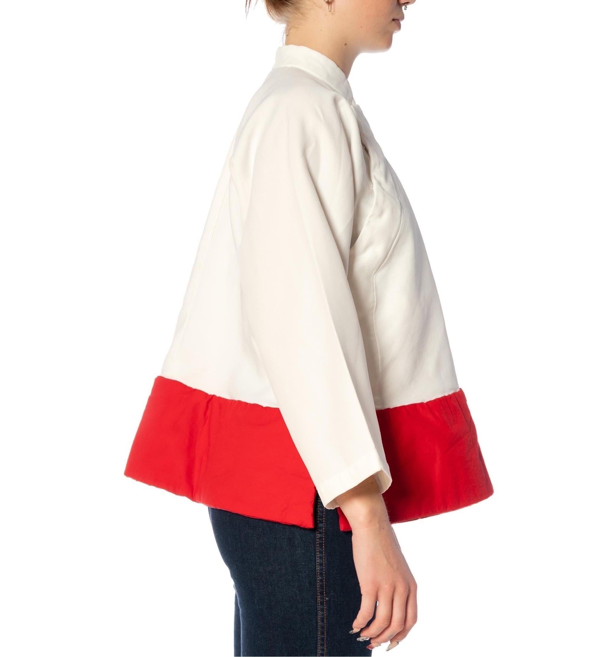 Women's 2010S COMME DES GARCONS White & Red Poly Cotton Chinese Jacket With Mandarin Co For Sale