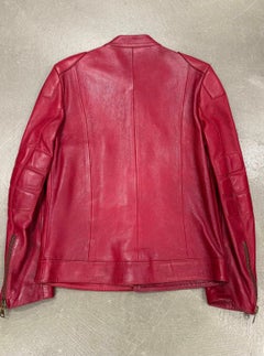 Giacca in pelle rossa Dolce & Gabbana degli anni 2010