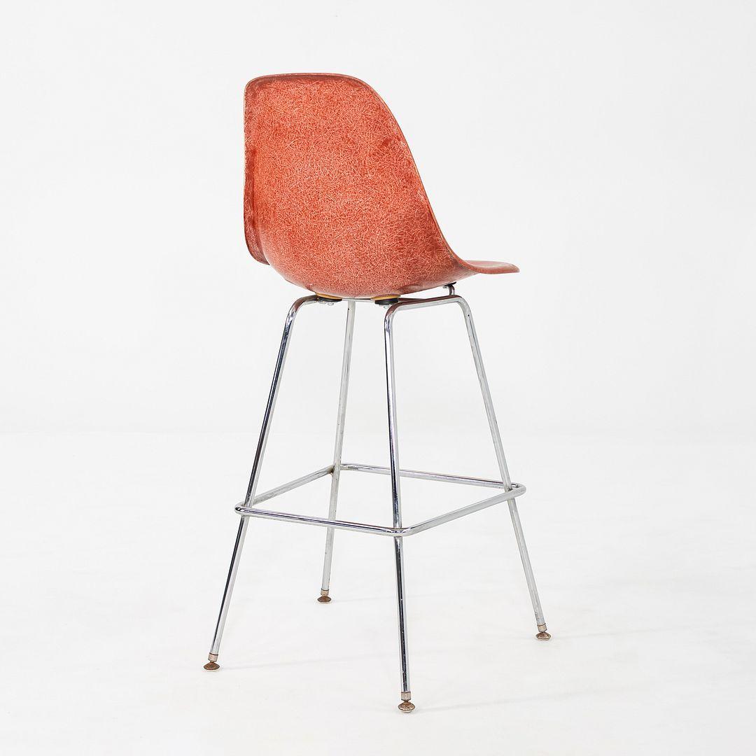 Acier 2010s Modernica Tabouret de bar en fibre de verre orange rouge 13x Disponible en vente