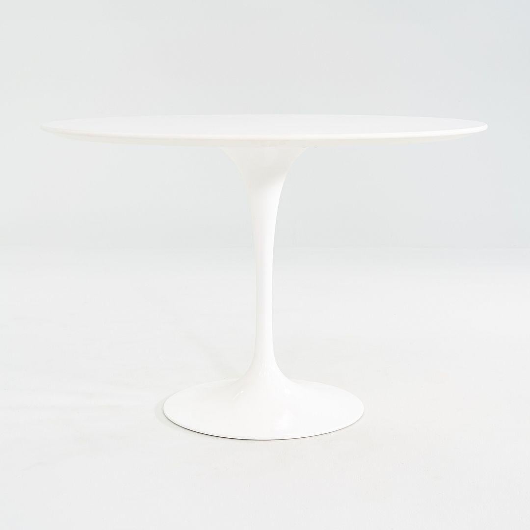 2010s Eero Saarinen for Knoll Table de salle à manger Tulip 42