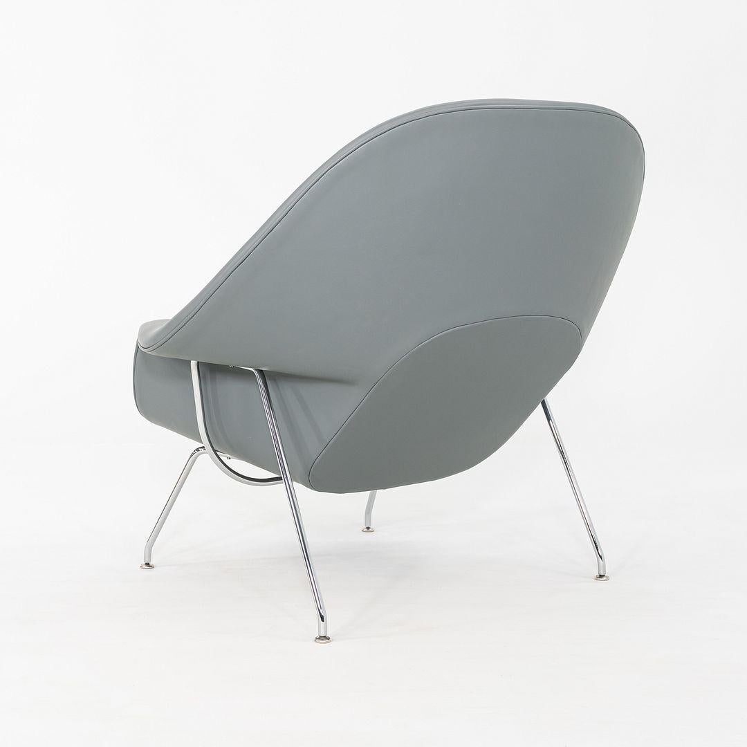 2010s Eero Saarinen for Knoll Medium Size Womb Lounge Chair in Grey Leather en vente 5