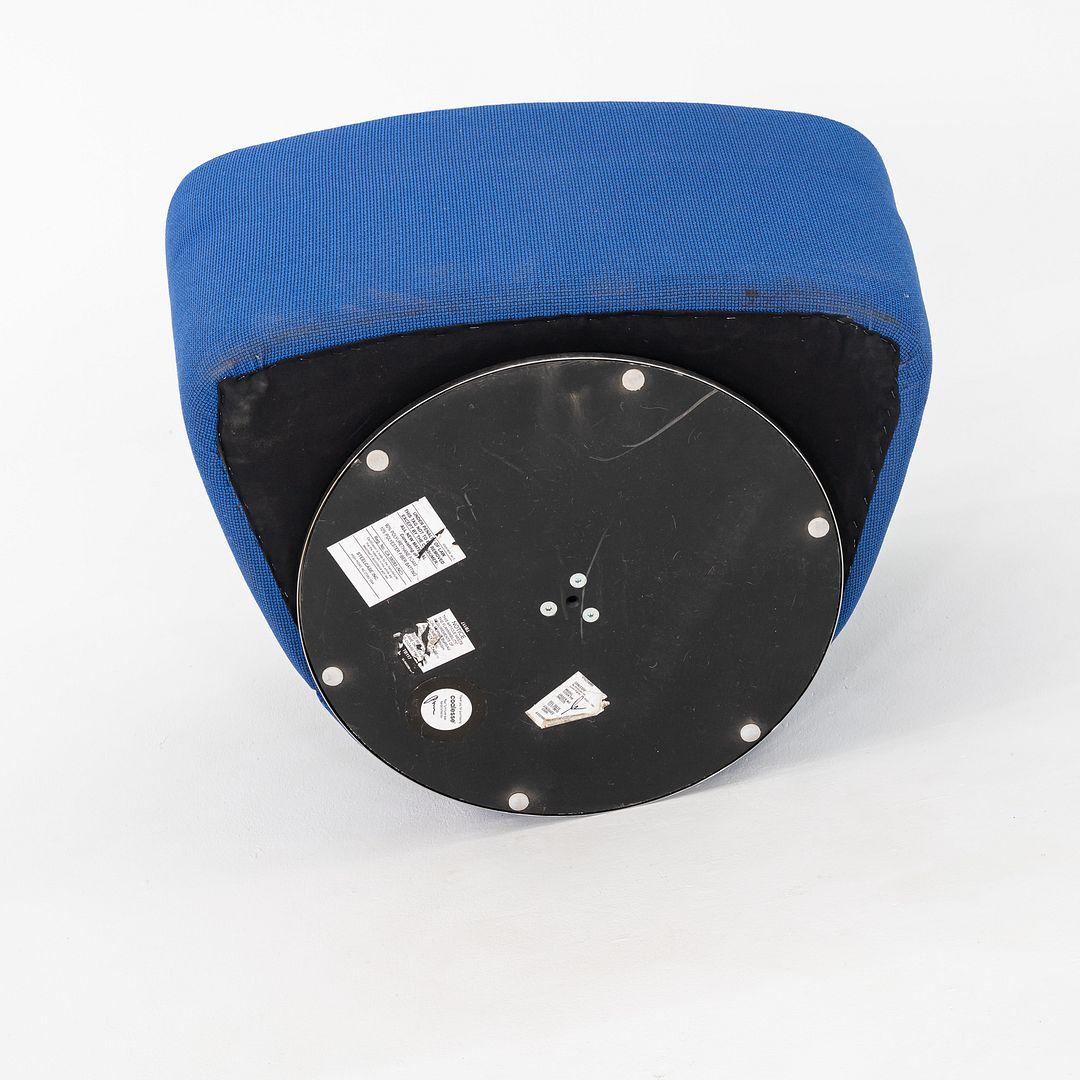 2010er Jahre EOOS für Coalesse / Walter Knoll Joel Dreh-Loungesessel mit blauem Stoff (21. Jahrhundert und zeitgenössisch) im Angebot