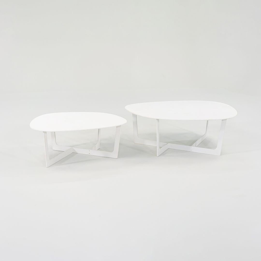 Danois 2010s Erik Jensen Insula Coffee Table by Ernst & Jensen White Small 2x Avail en vente