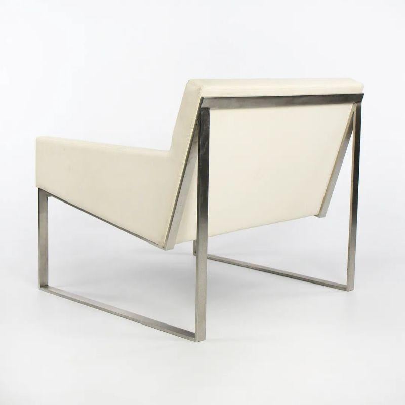 2010s Fabien Baron for Bernhardt Design B.3 White Leather Lounge Chair with Arms (Chaise longue en cuir blanc avec accoudoirs) en vente 1
