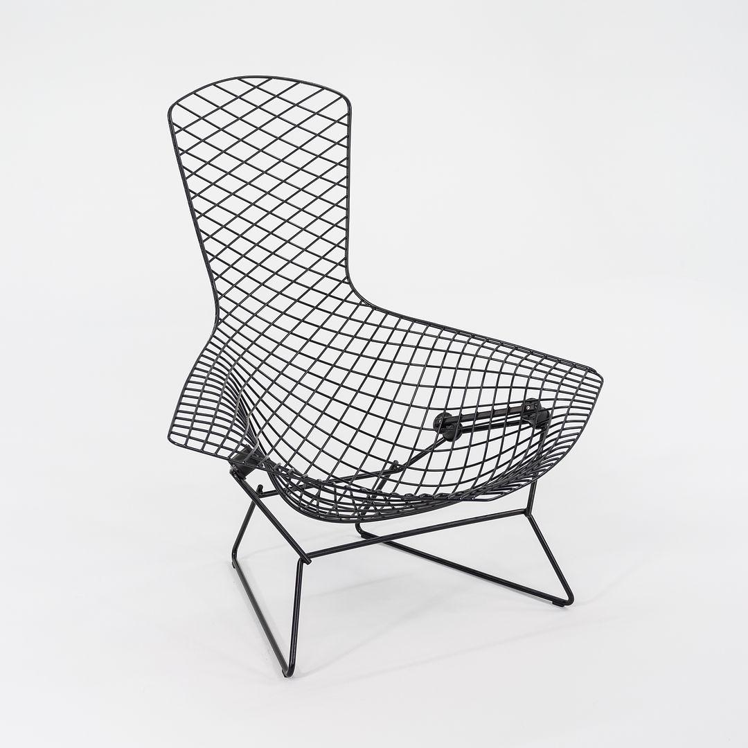 Moderno Harry Bertoia for Knoll Bird Lounge Chair & Ottoman in nero, disponibile in due esemplari. in vendita