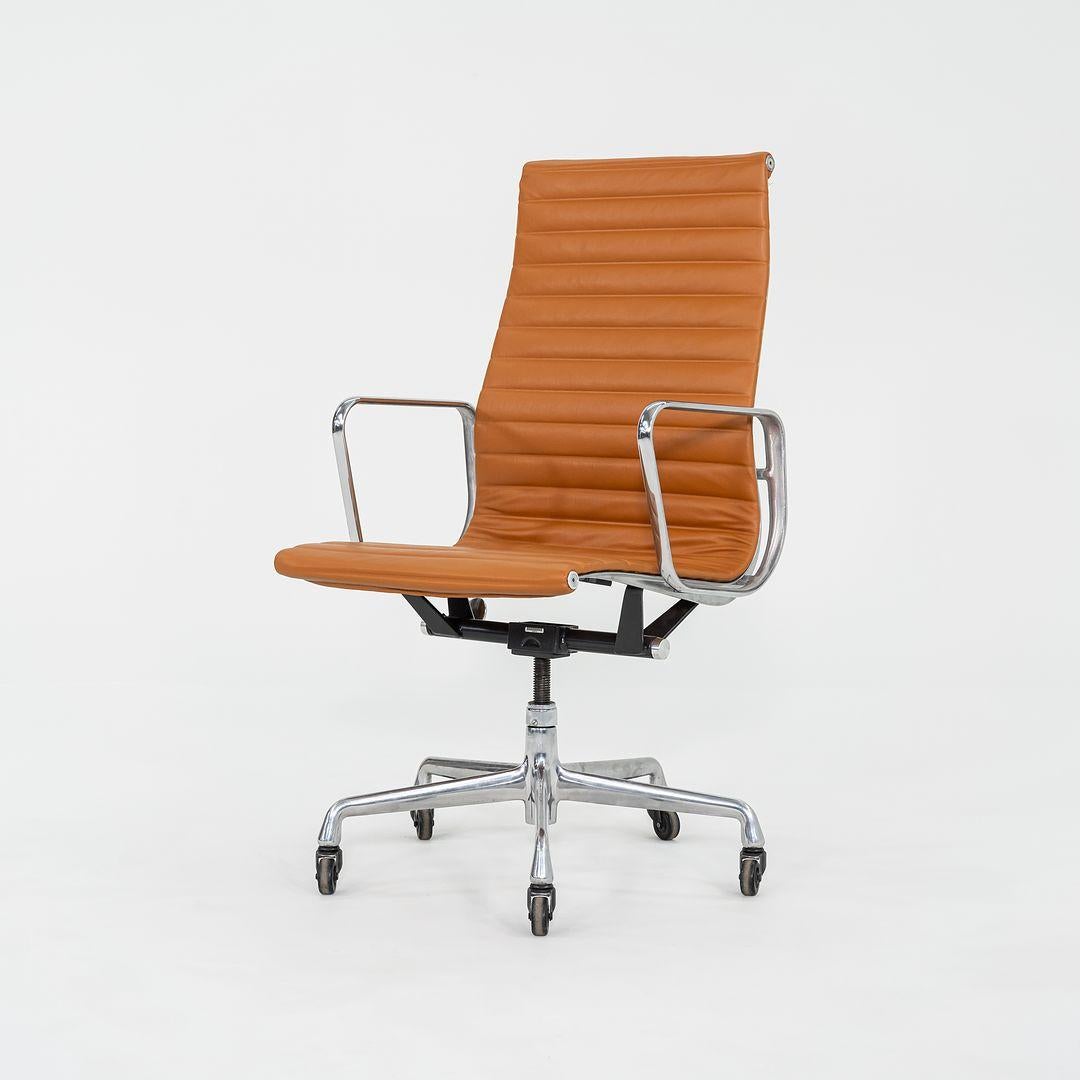 2010s Herman Miller Eames Aluminum Group Executive Desk Chair in Caramel Leather For Sale 2