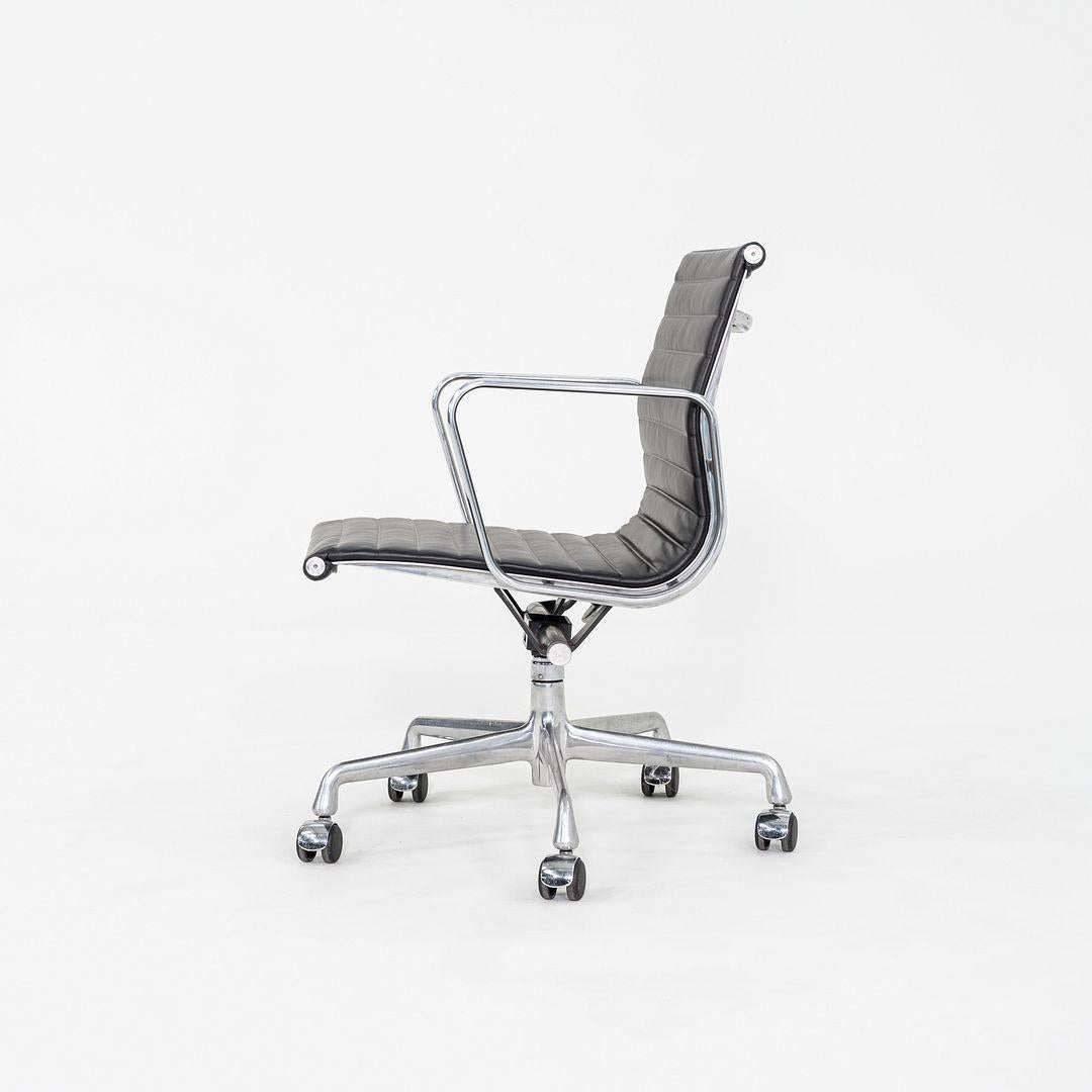 Modern 2010s Herman Miller Eames Aluminum Group Management Desk Chair in Black Leather For Sale
