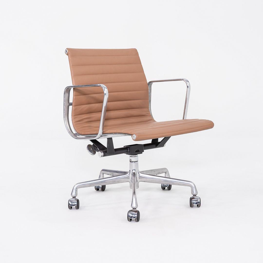 2010s Herman Miller Eames Aluminum Group Management Desk Chair in Brown Leather For Sale 1