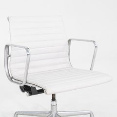 2010s Herman Miller Eames Aluminum Group Management Desk Chair in Grey Naugahyde